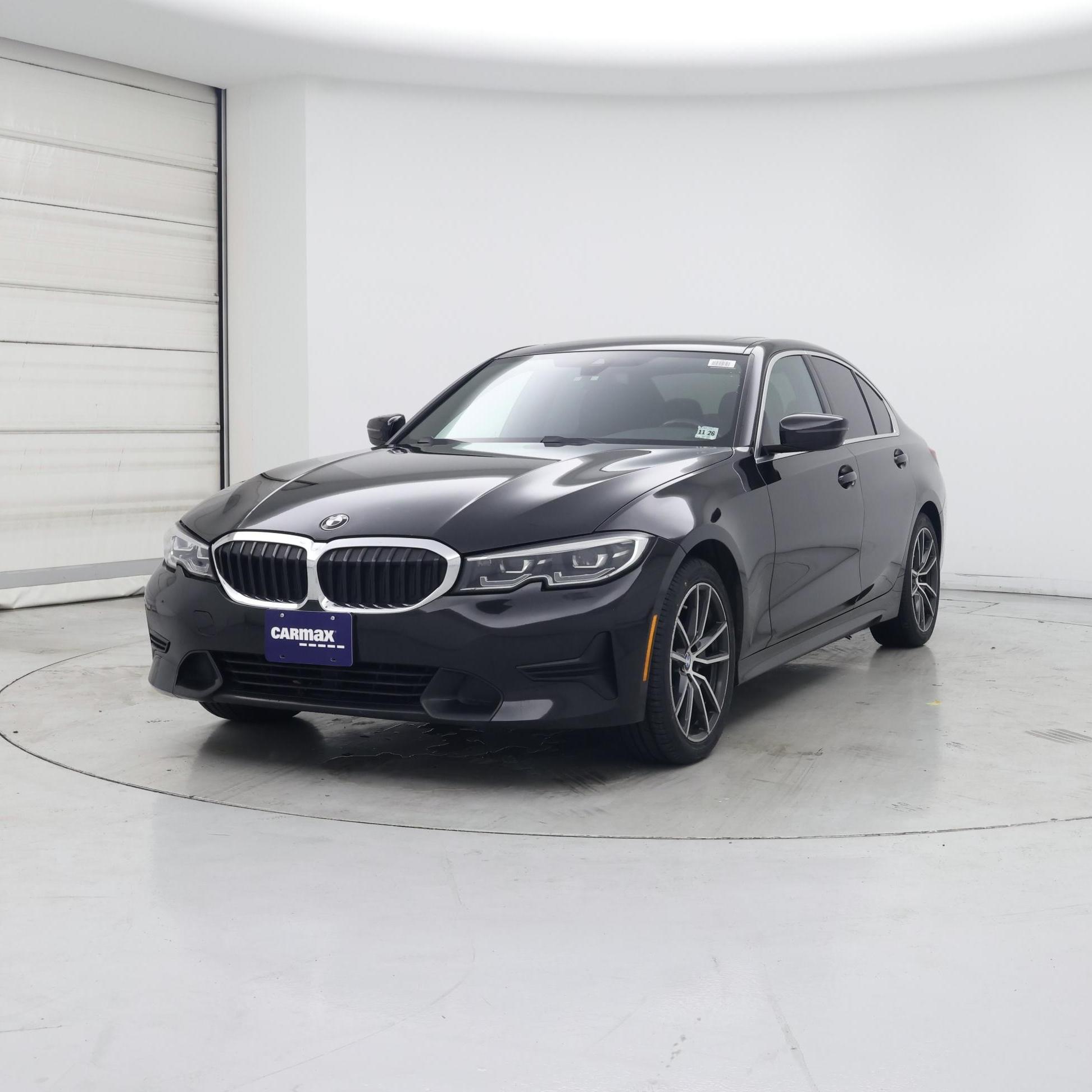 Thumbnail: 2021 BMW 3 Series - 4