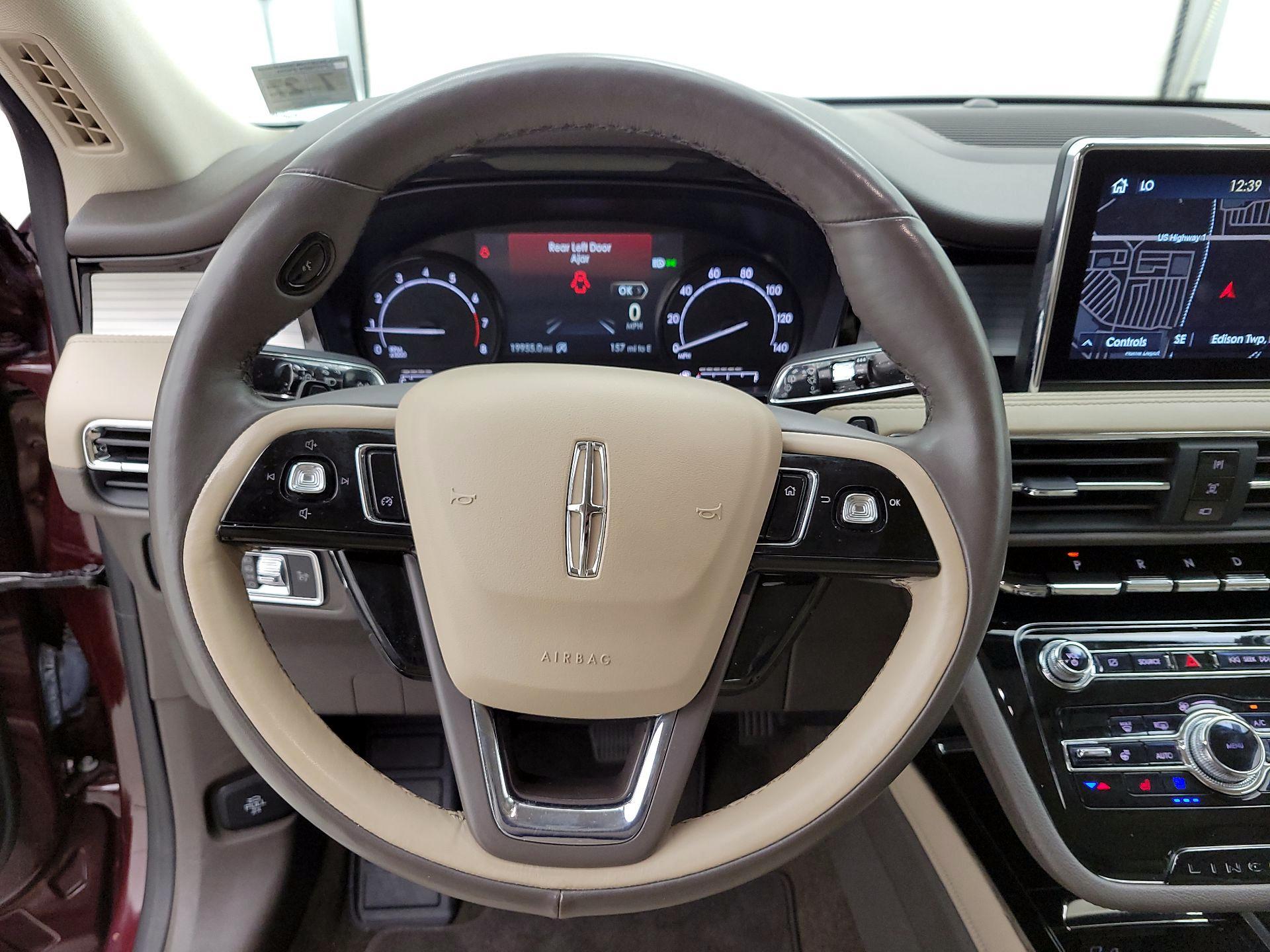 Thumbnail: 2021 Lincoln Corsair - 10