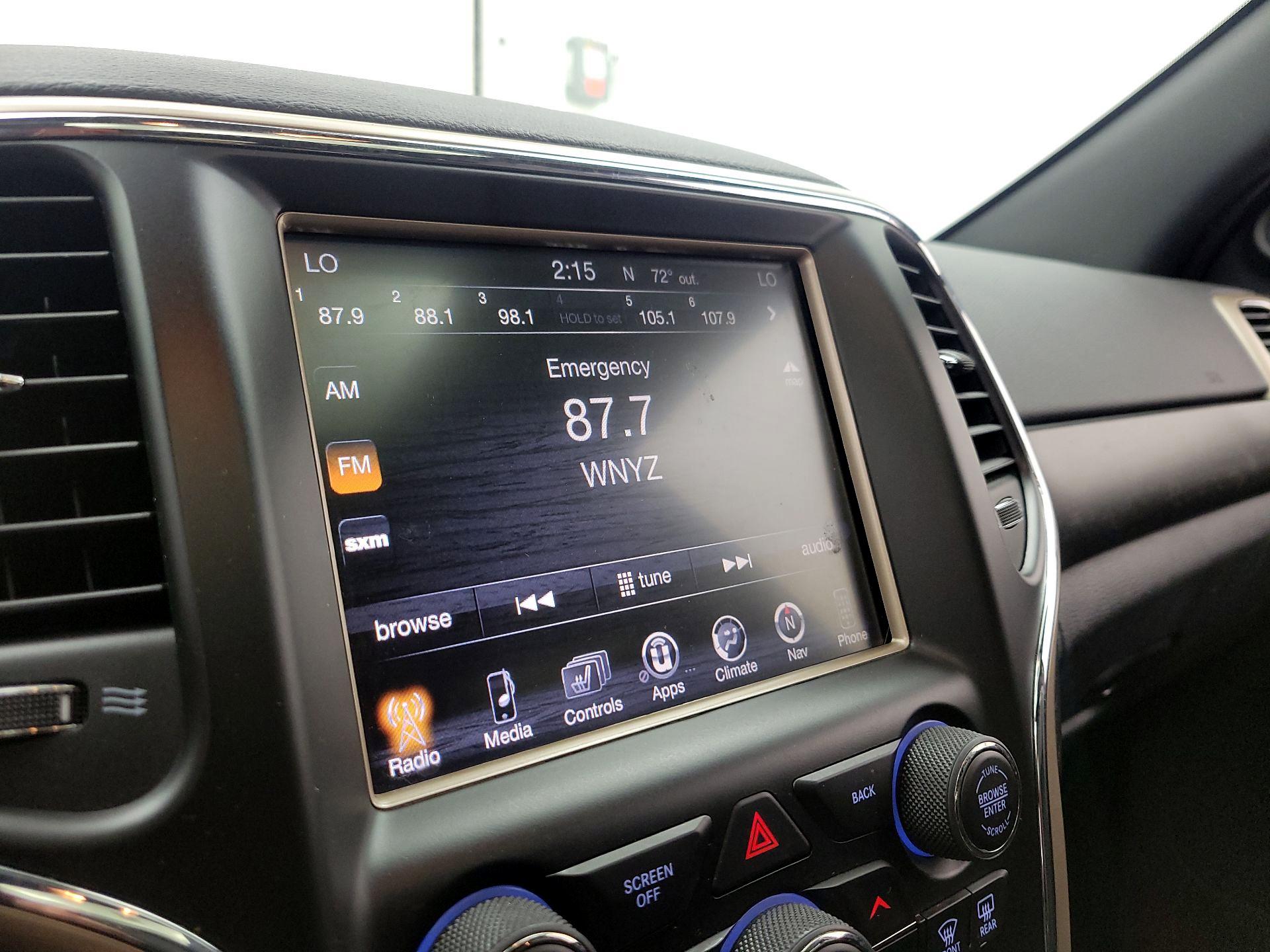 Thumbnail: 2015 Jeep Grand Cherokee - 15