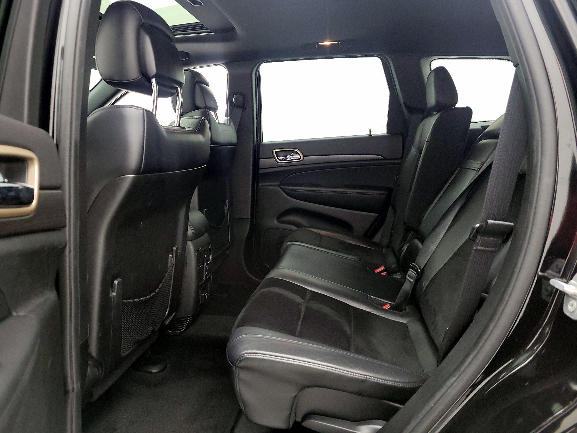Thumbnail: 2015 Jeep Grand Cherokee - 19
