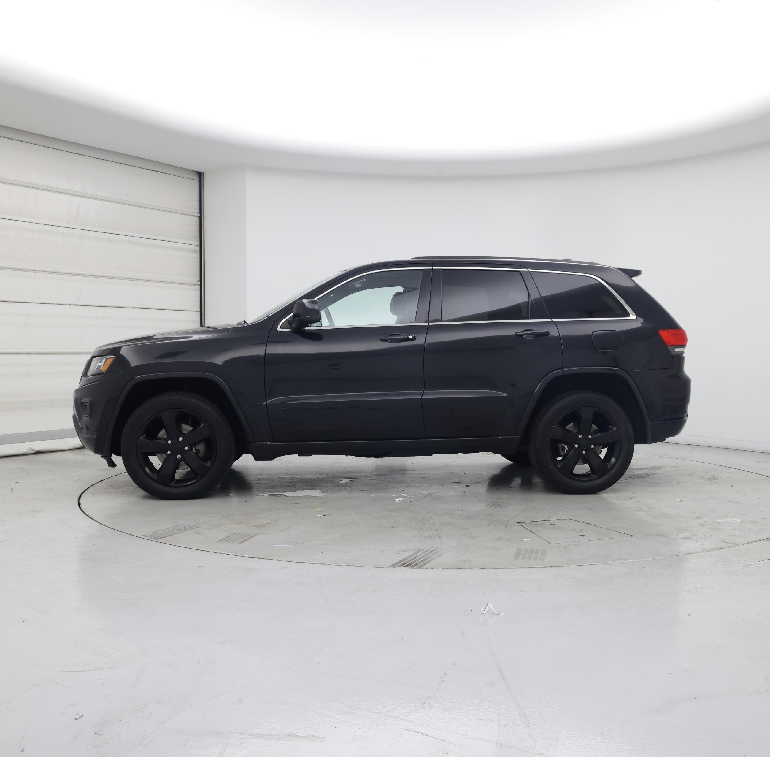 Thumbnail: 2015 Jeep Grand Cherokee - 3