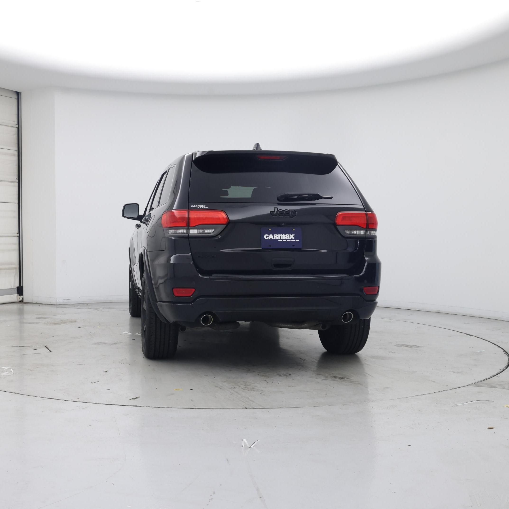 Thumbnail: 2015 Jeep Grand Cherokee - 6
