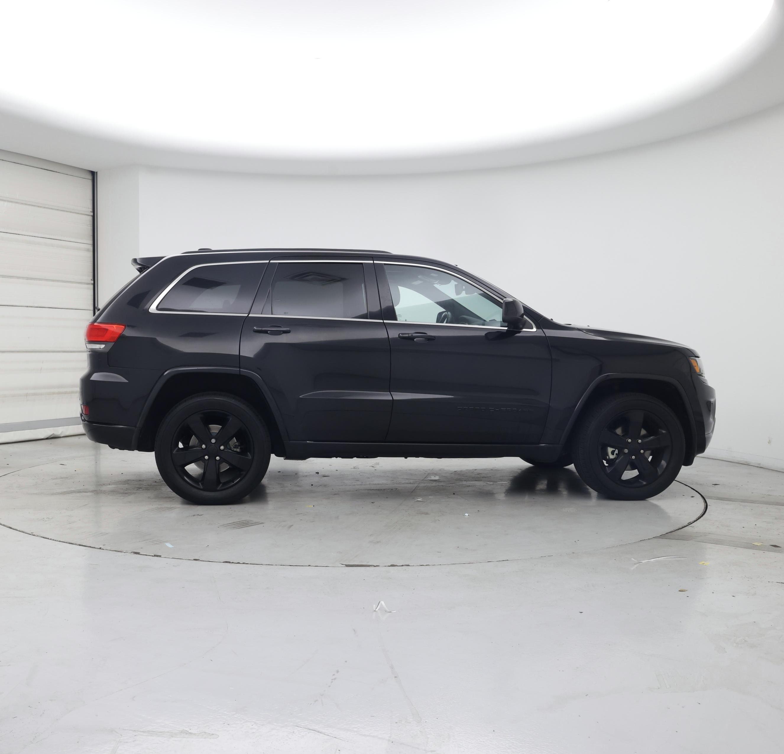 Thumbnail: 2015 Jeep Grand Cherokee - 7