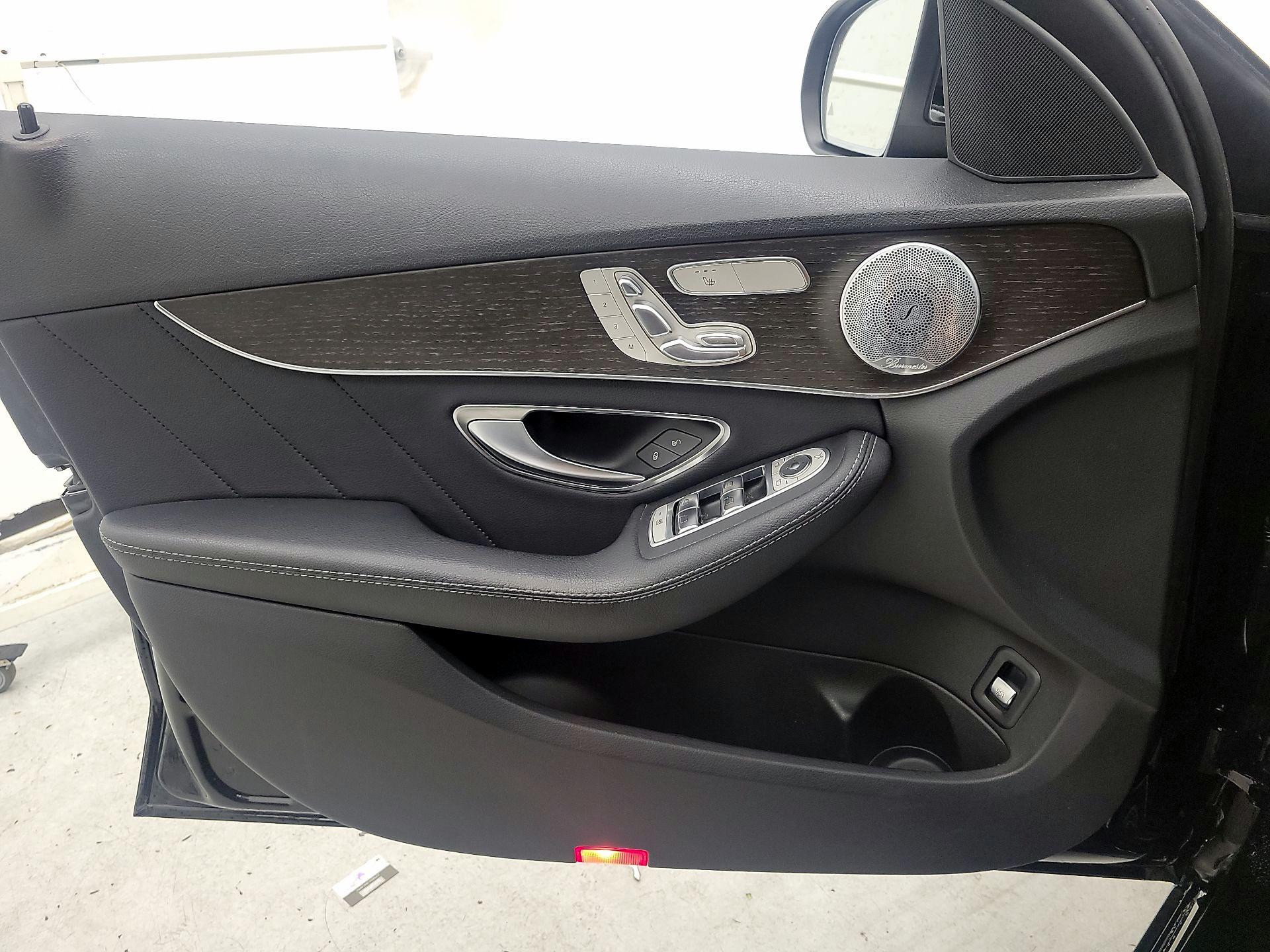 Thumbnail: 2020 Mercedes-Benz C-Class - 12