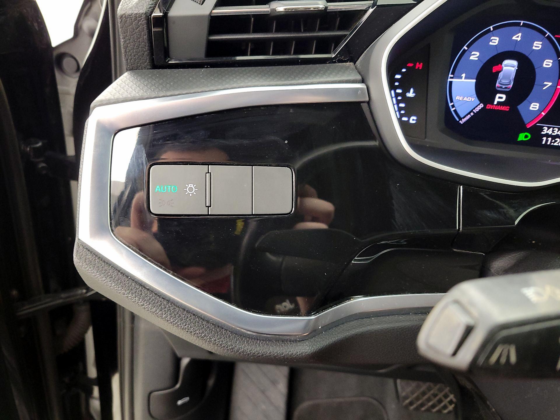 Thumbnail: 2020 Audi Q3 - 13