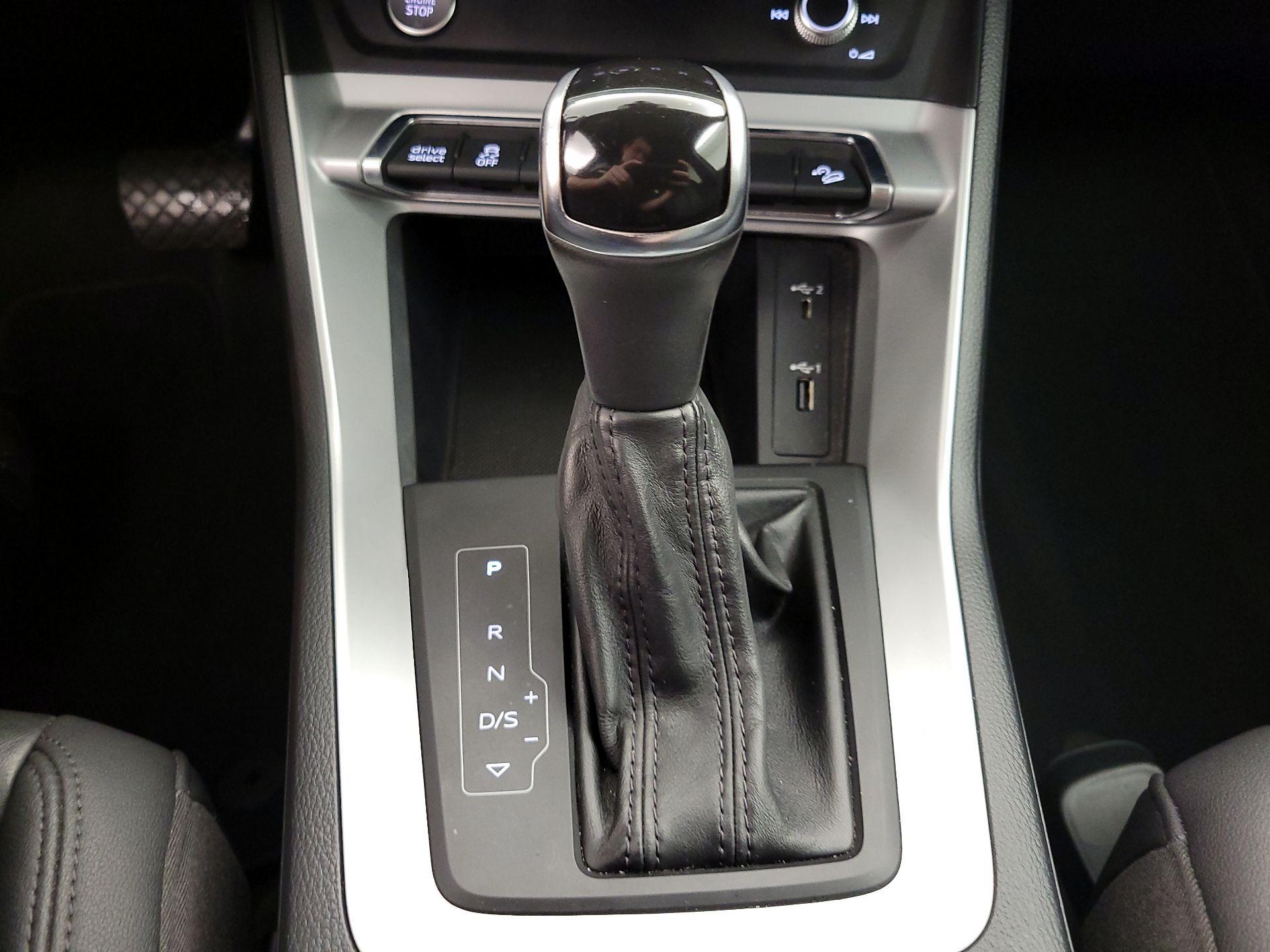Thumbnail: 2020 Audi Q3 - 17