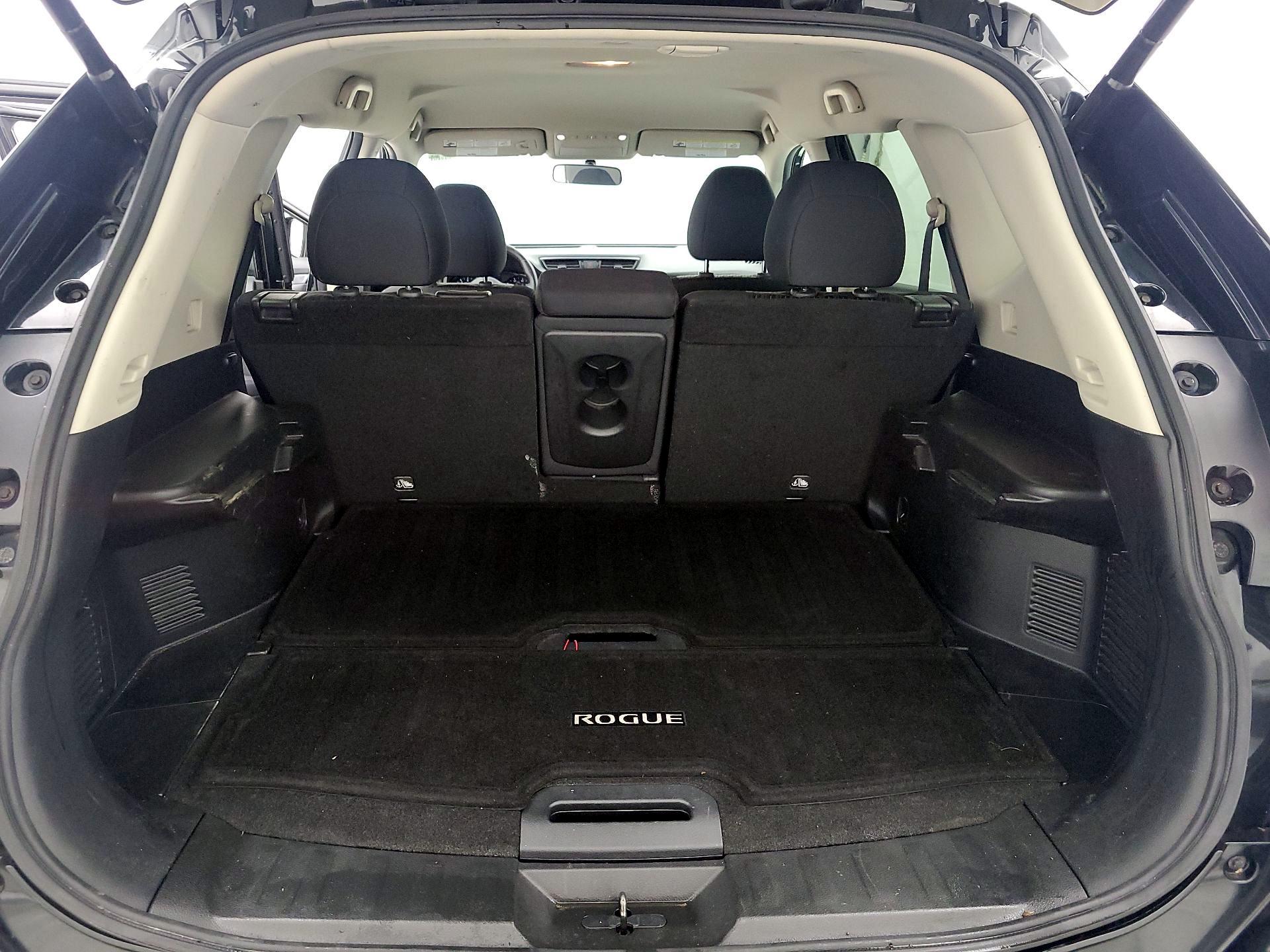 Thumbnail: 2018 Nissan Rogue - 20