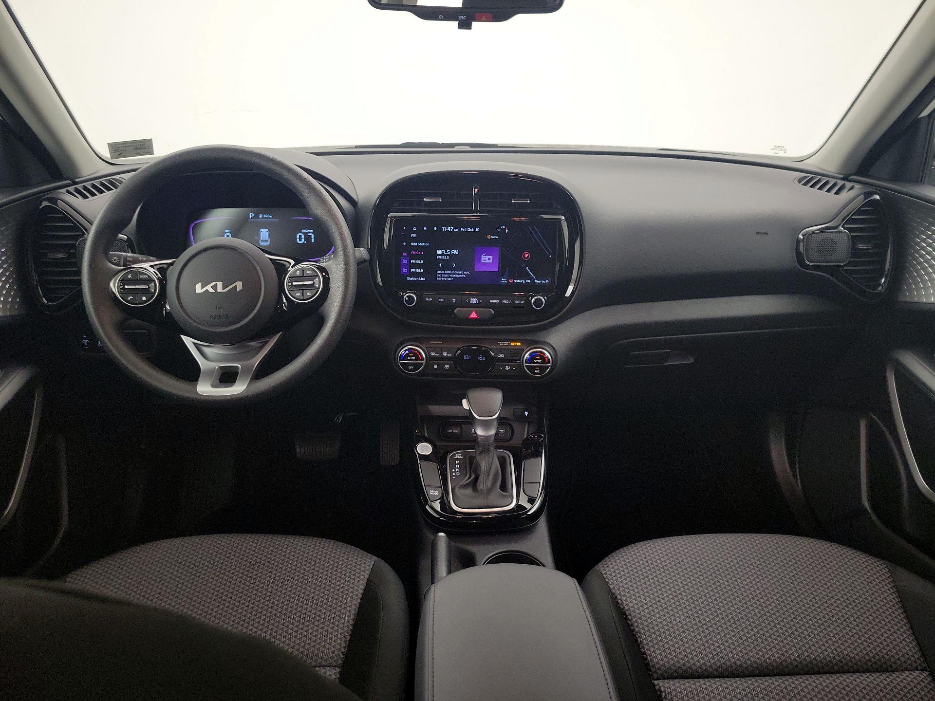 Thumbnail: 2023 Kia Soul - 9