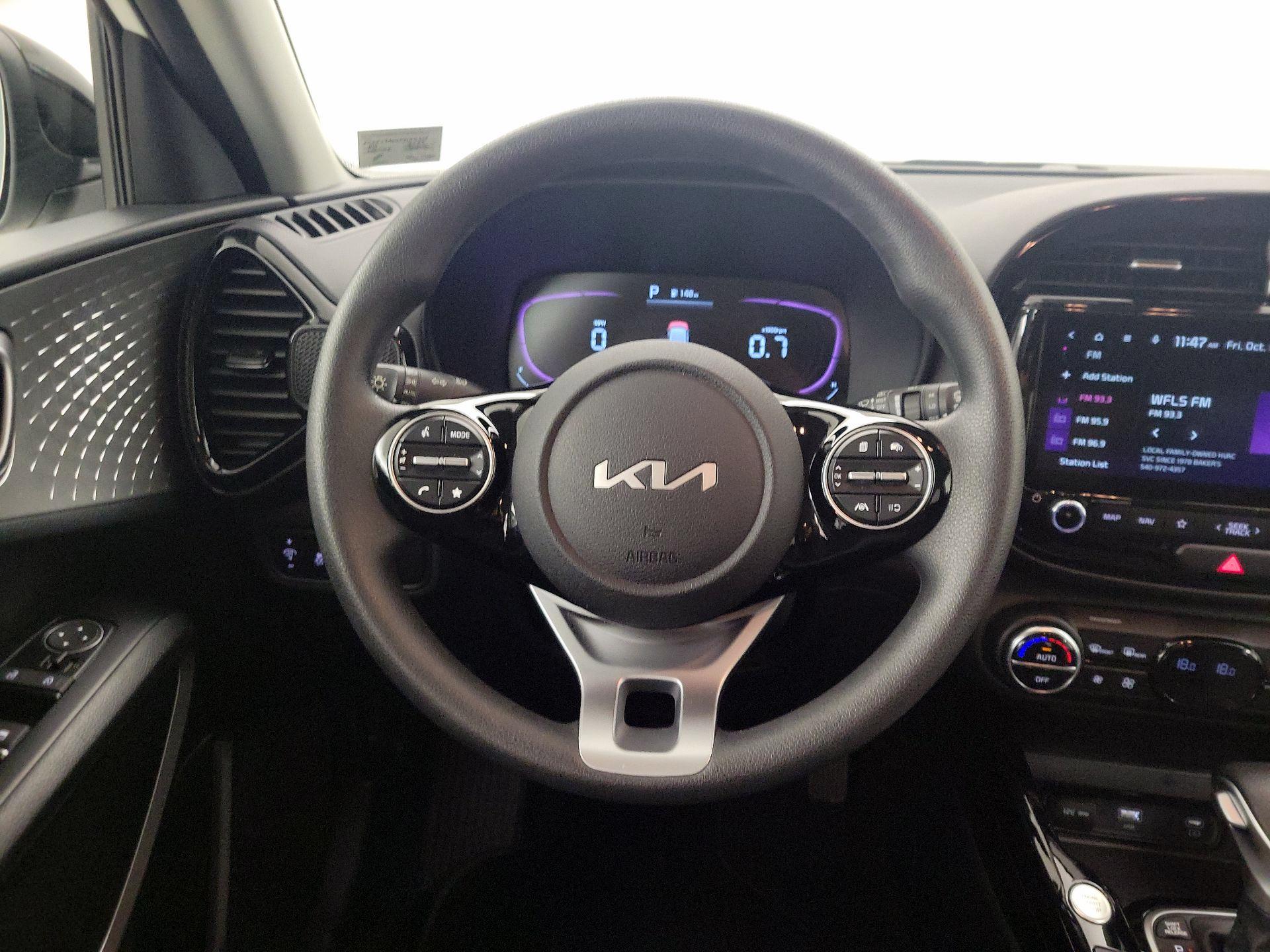 Thumbnail: 2023 Kia Soul - 10