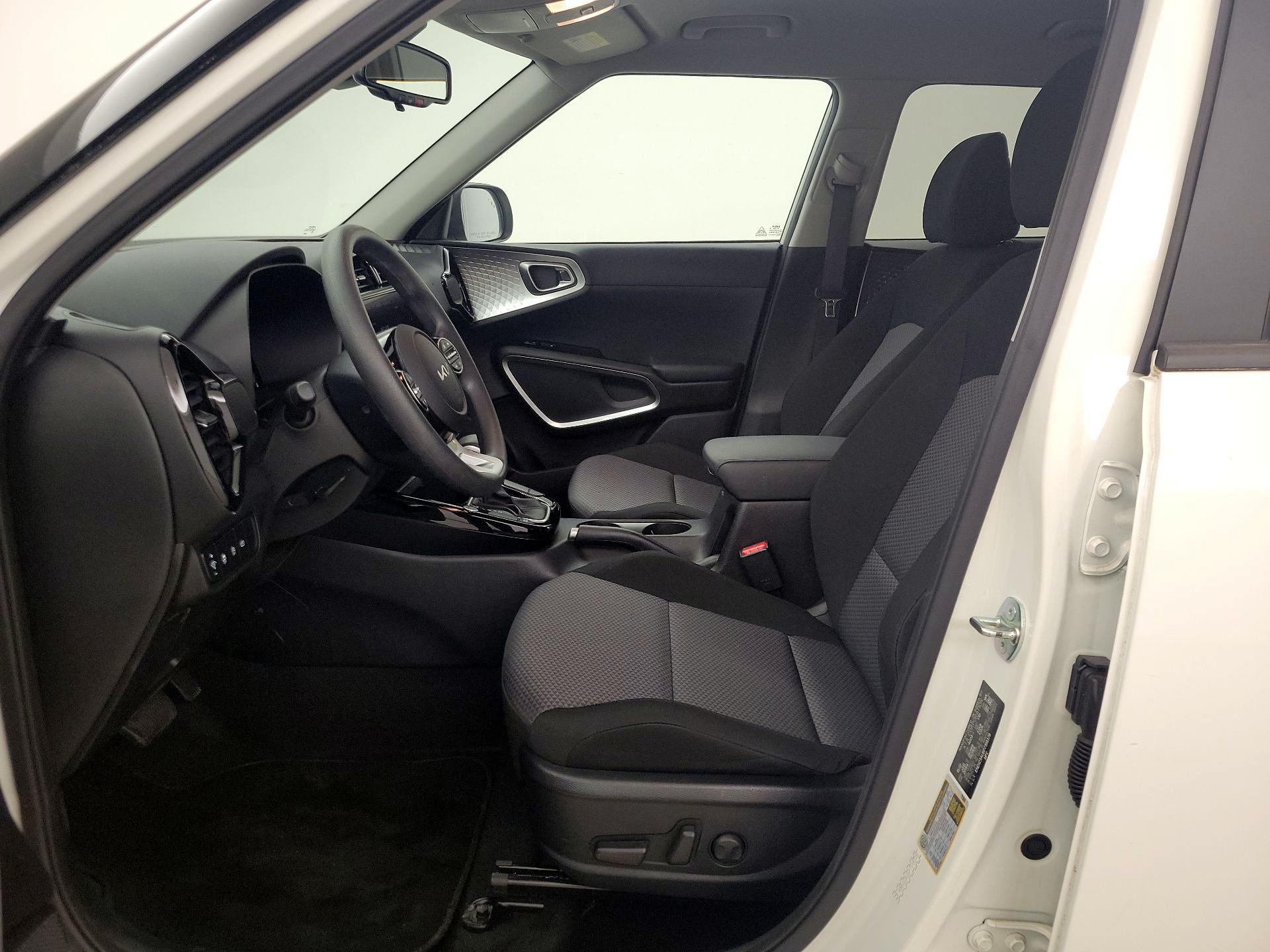 Thumbnail: 2023 Kia Soul - 11