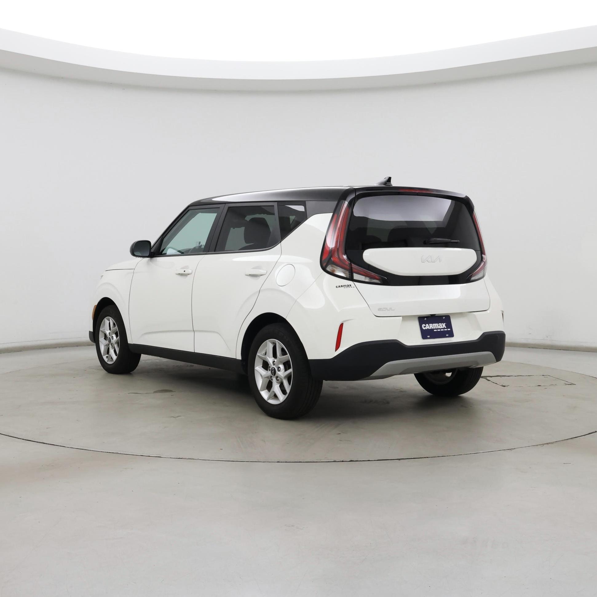 Thumbnail: 2023 Kia Soul - 2