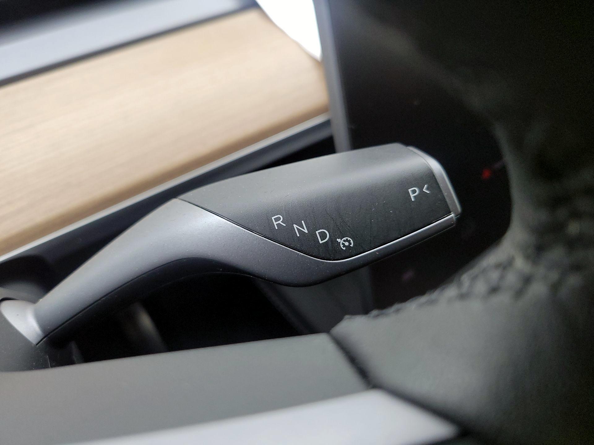 Thumbnail: 2022 Tesla Model Y - 17