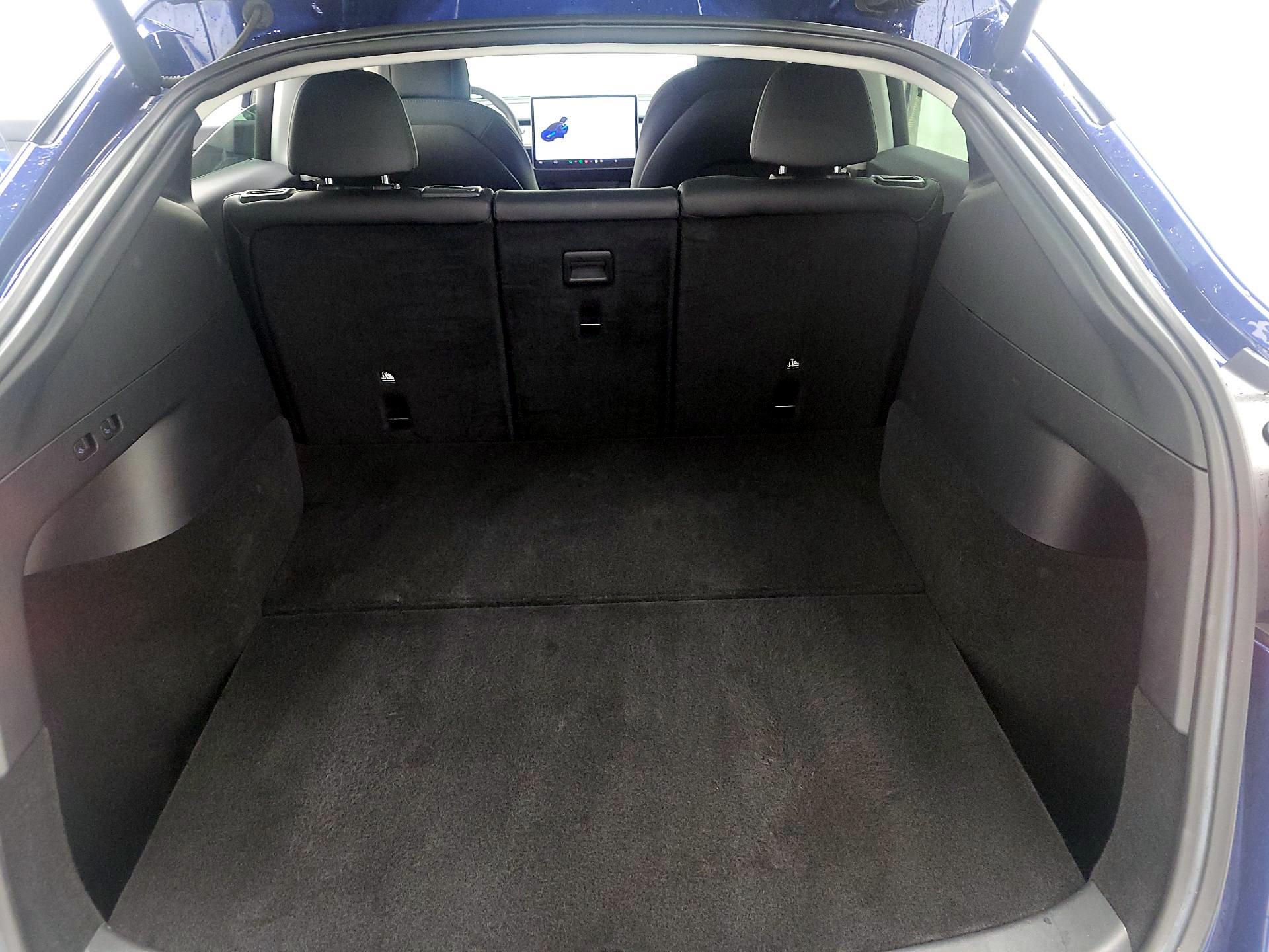 Thumbnail: 2022 Tesla Model Y - 20