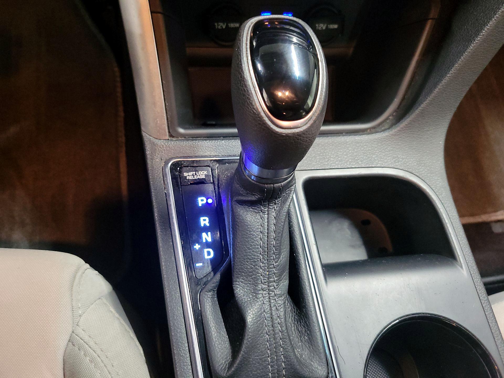 Thumbnail: 2016 Hyundai Sonata - 15