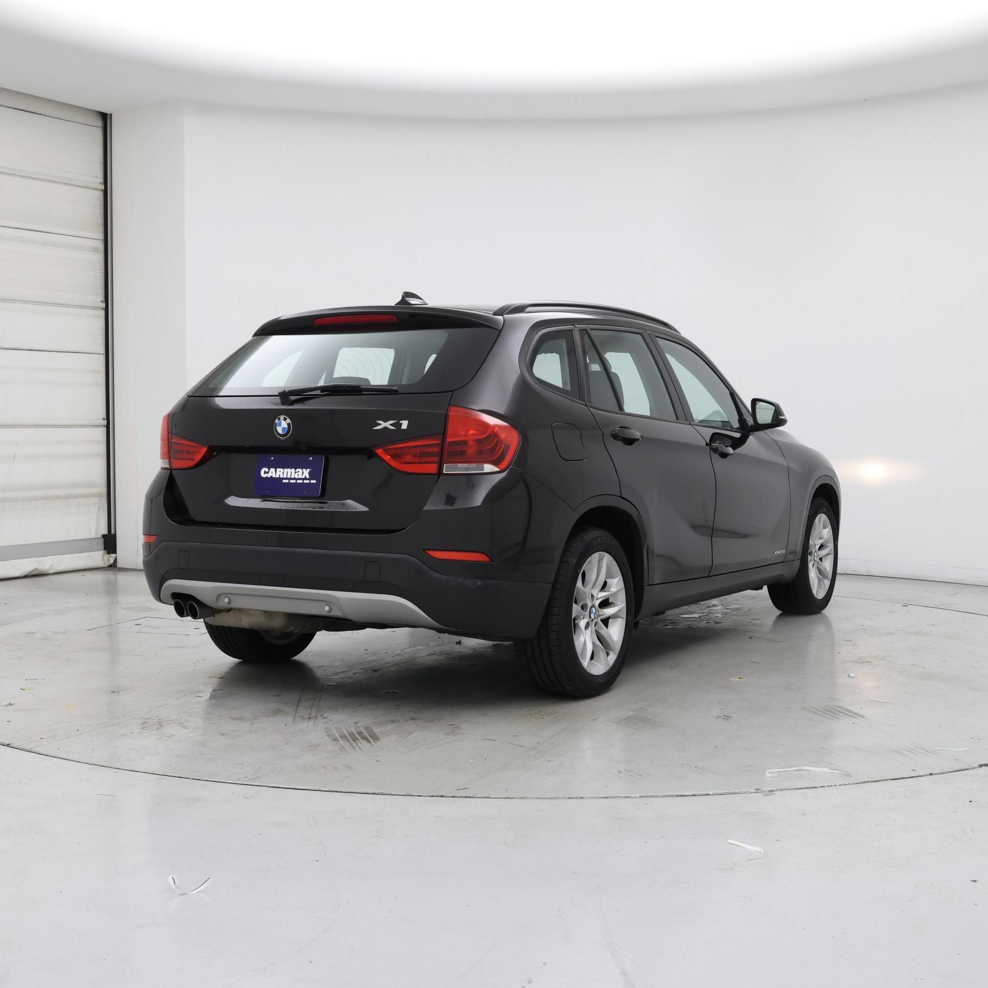 Thumbnail: 2015 BMW X1 - 8