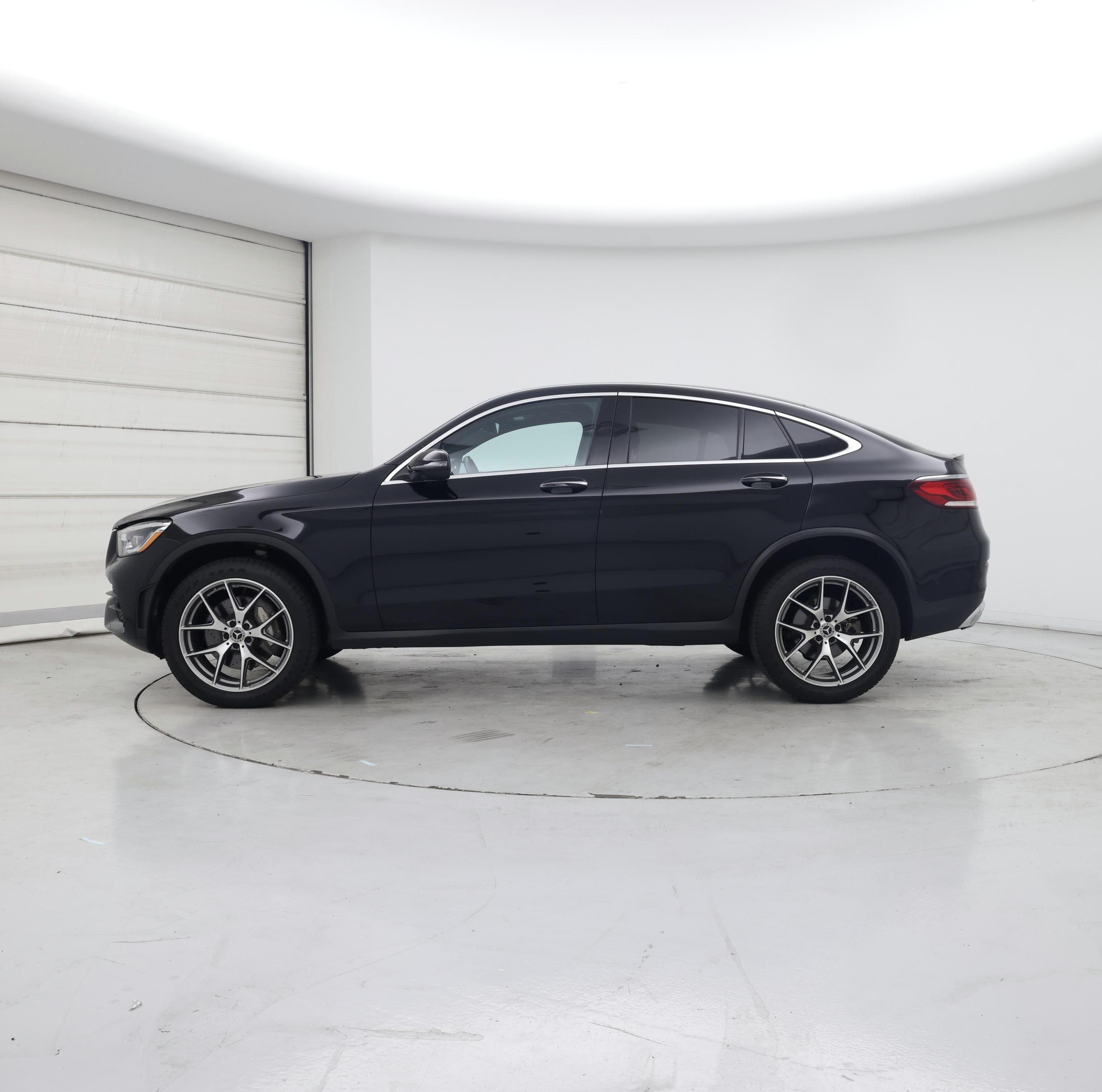 Thumbnail: 2022 Mercedes-Benz GLC - 3