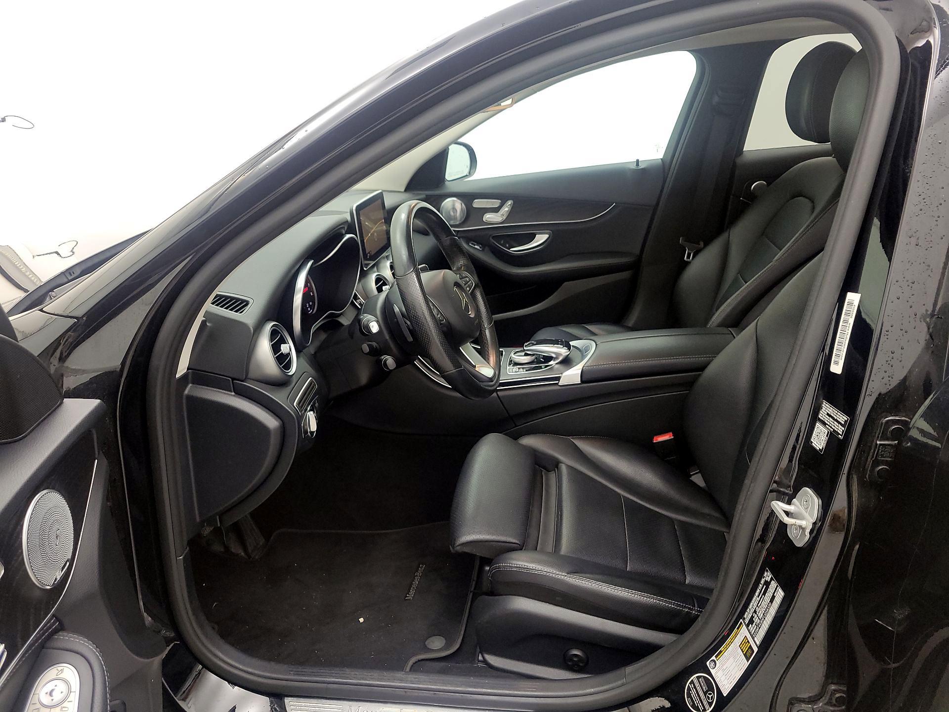 Thumbnail: 2015 Mercedes-Benz C-Class - 11