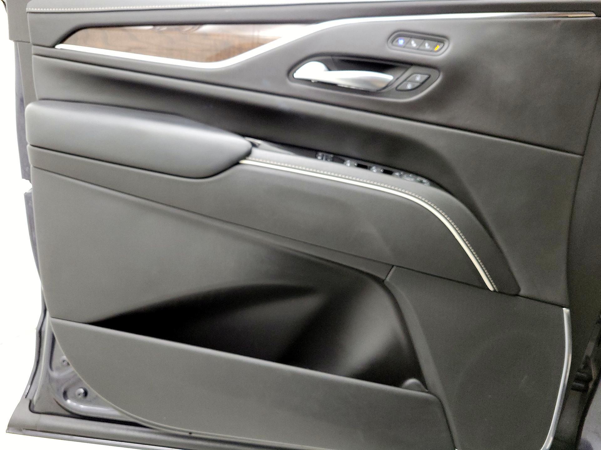 Thumbnail: 2023 Cadillac Escalade - 12