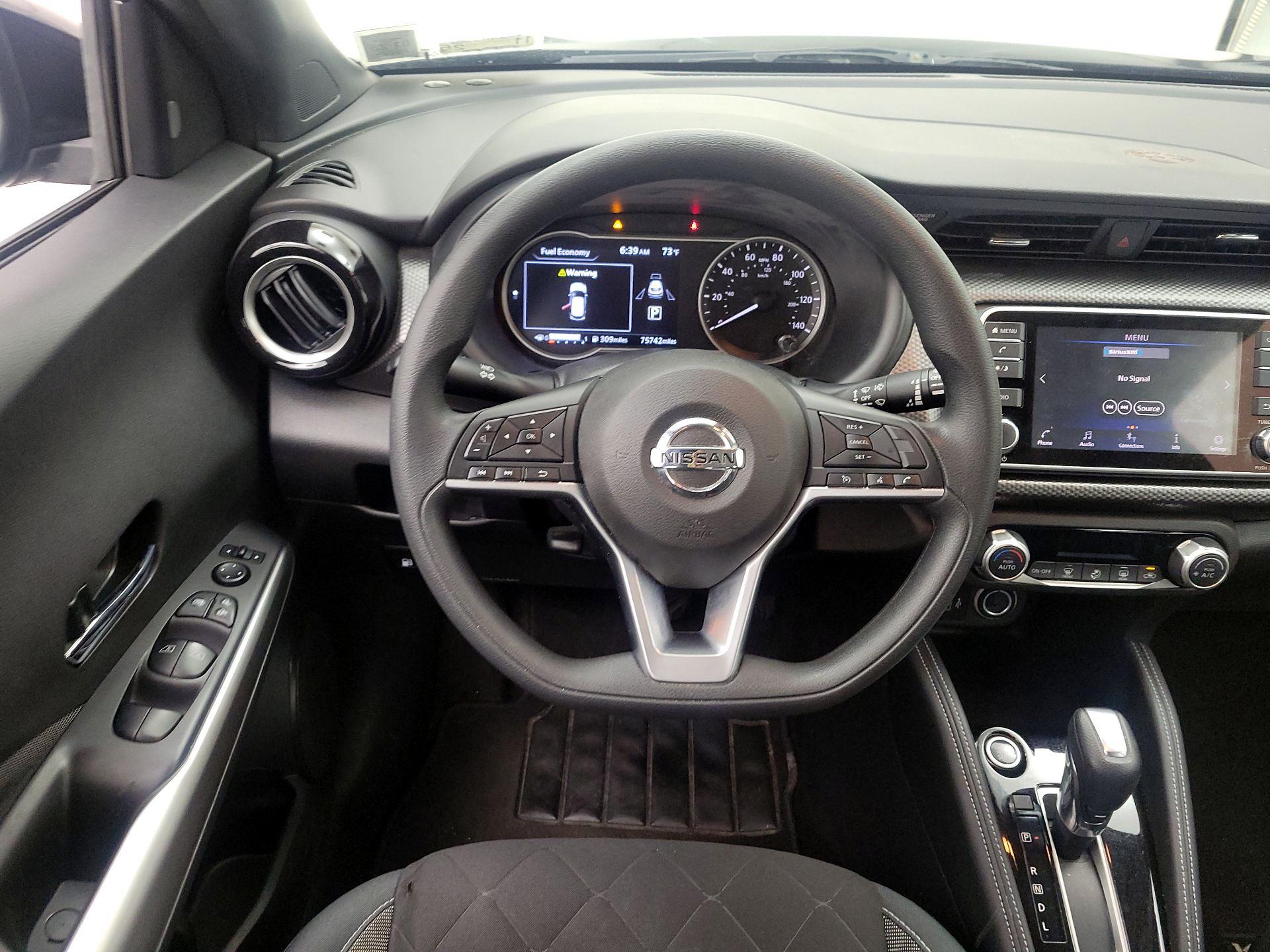 Thumbnail: 2020 Nissan Kicks - 10
