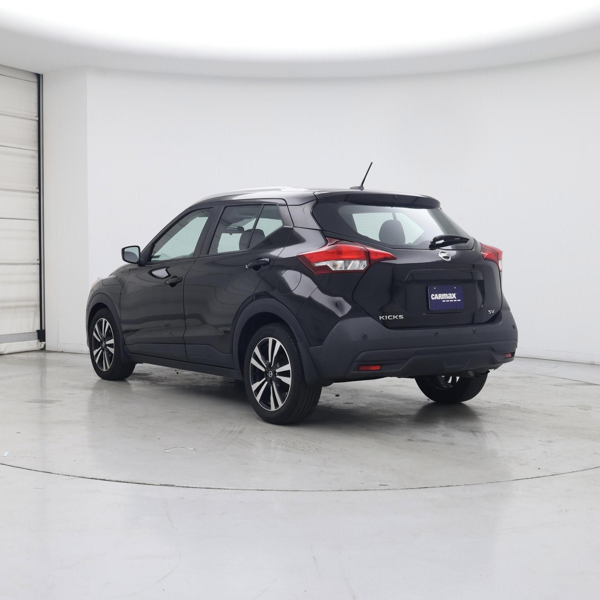 Thumbnail: 2020 Nissan Kicks - 2