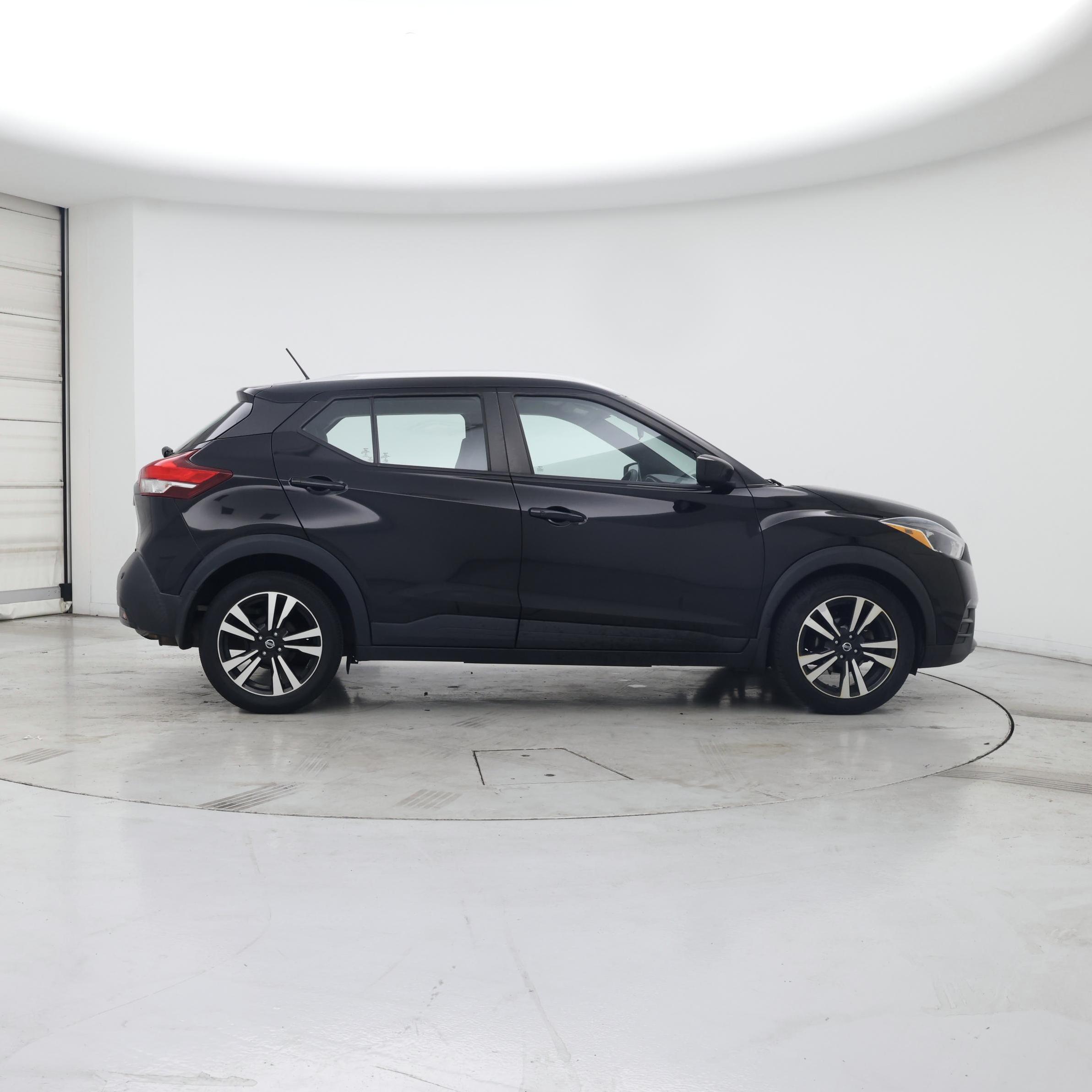 Thumbnail: 2020 Nissan Kicks - 7