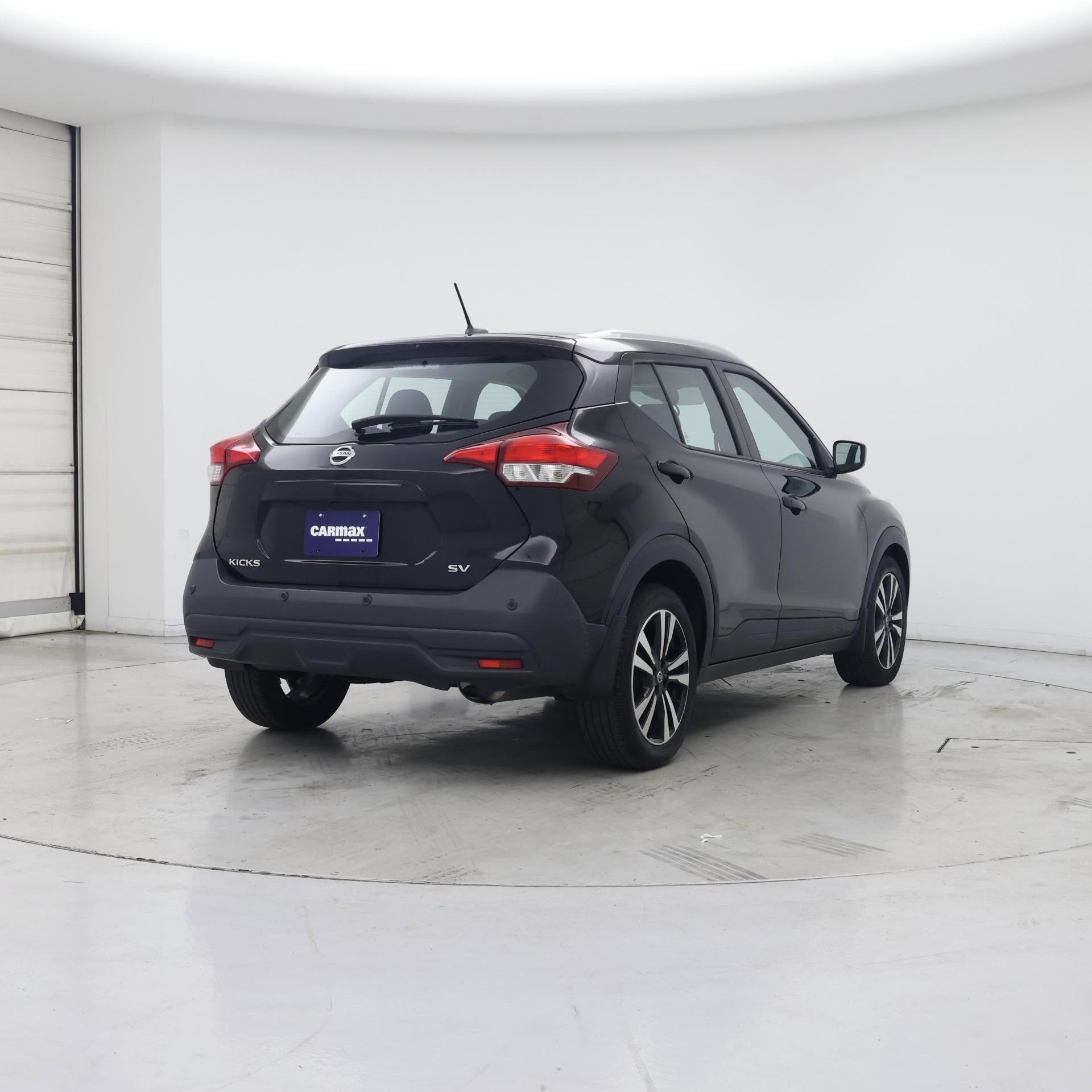 Thumbnail: 2020 Nissan Kicks - 8