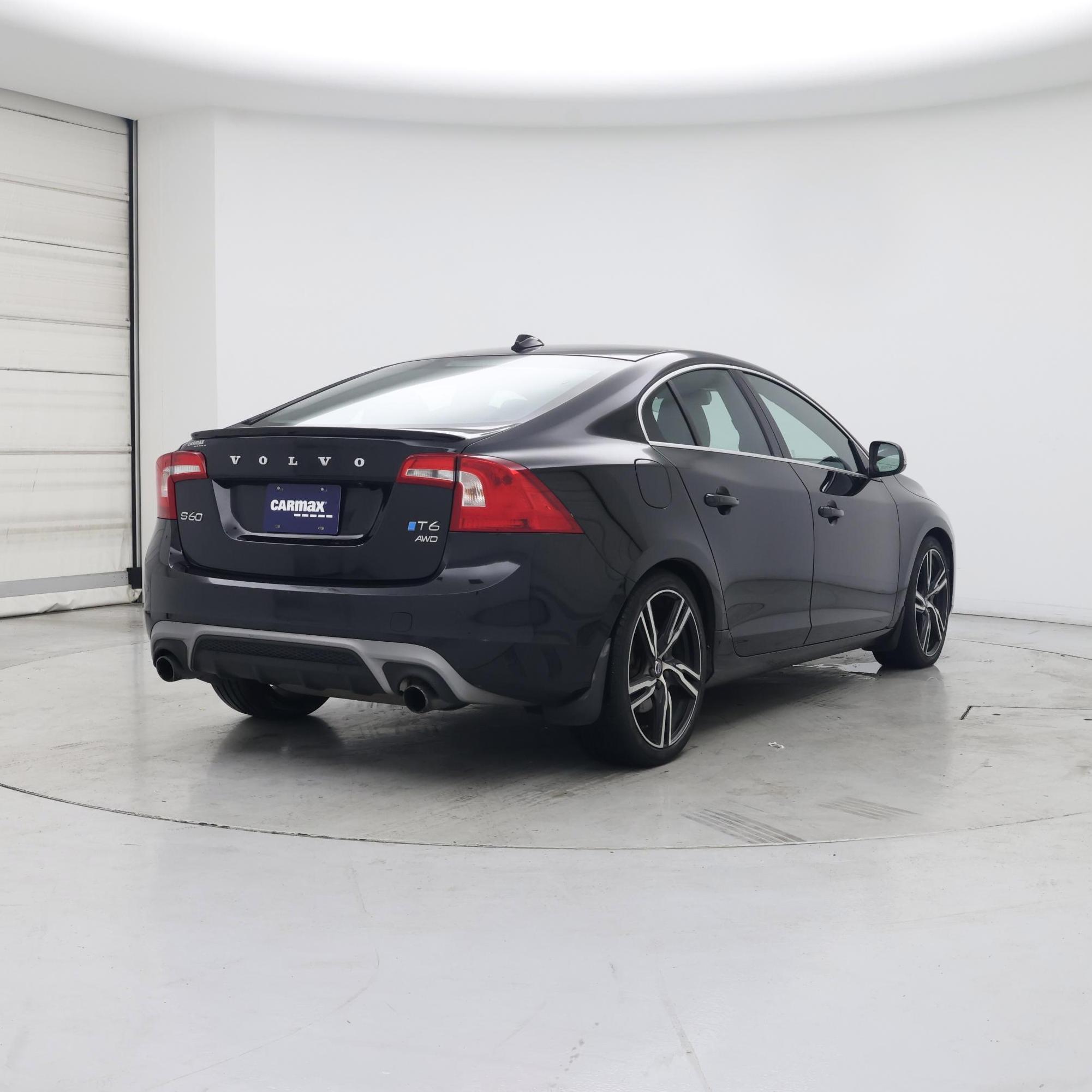 Thumbnail: 2017 Volvo S60 - 8