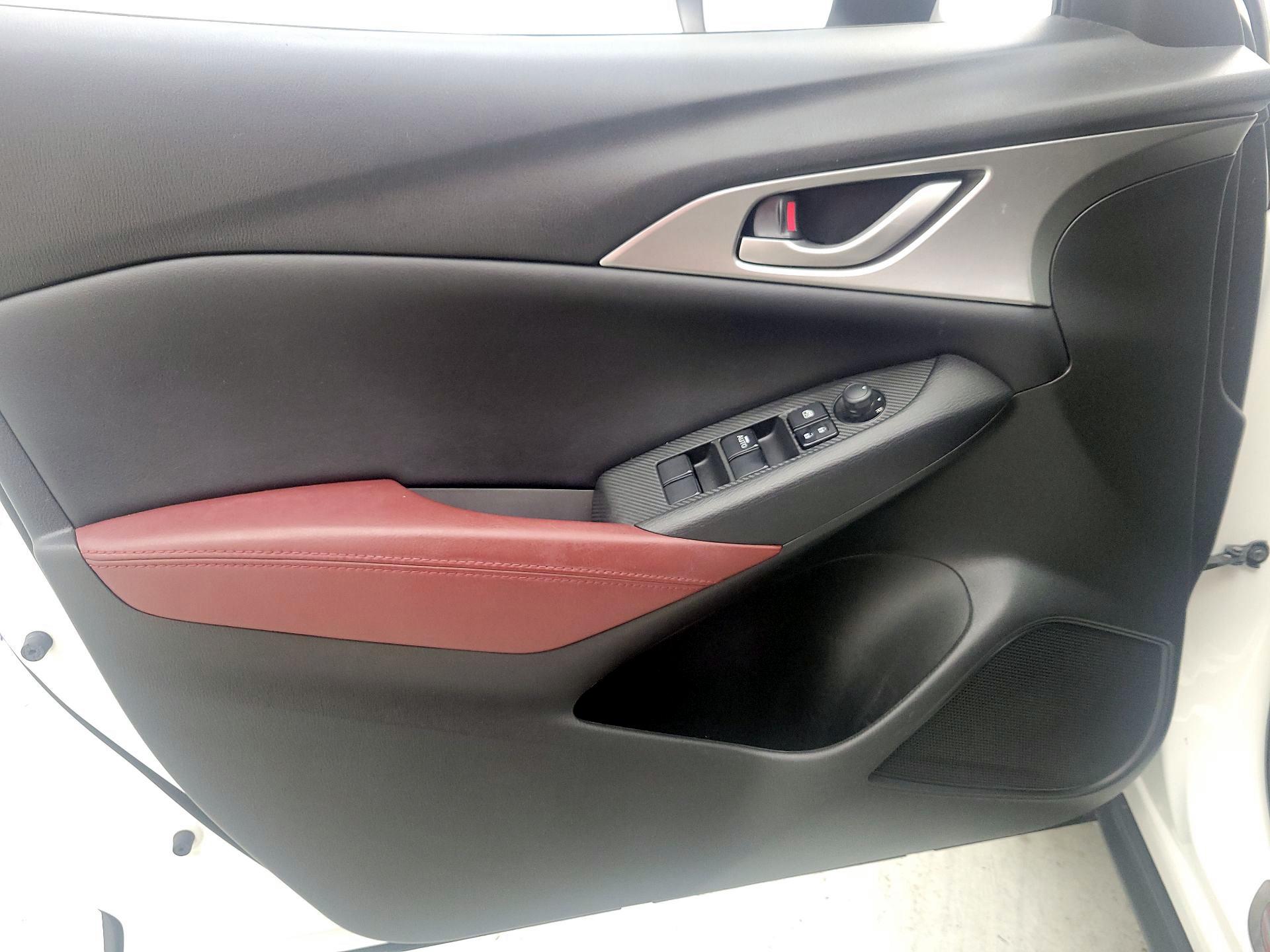 Thumbnail: 2018 Mazda CX-3 - 12