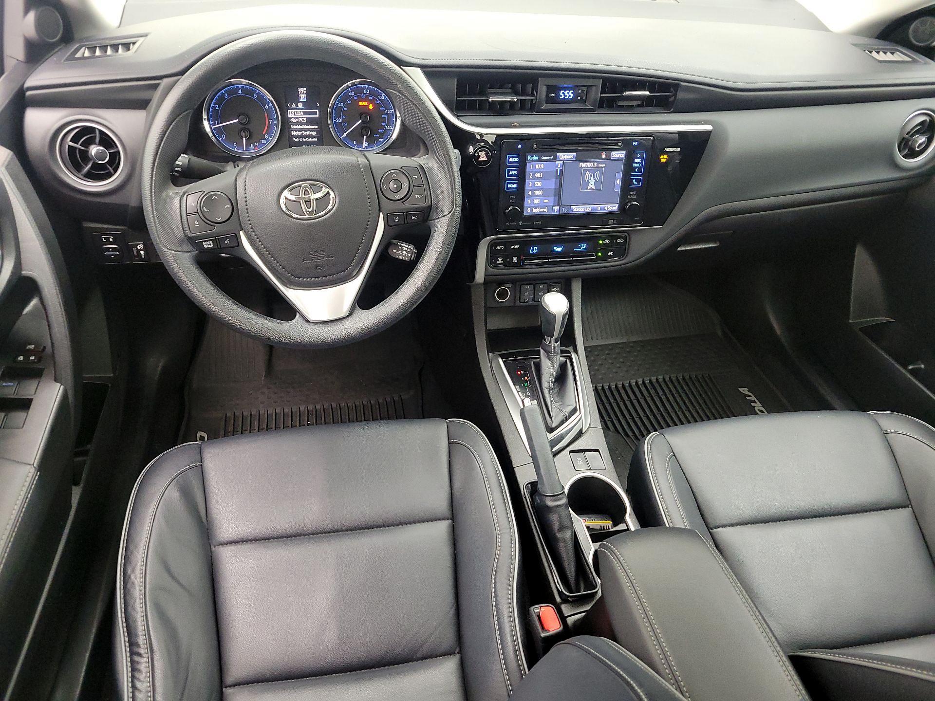Thumbnail: 2017 Toyota Corolla - 9