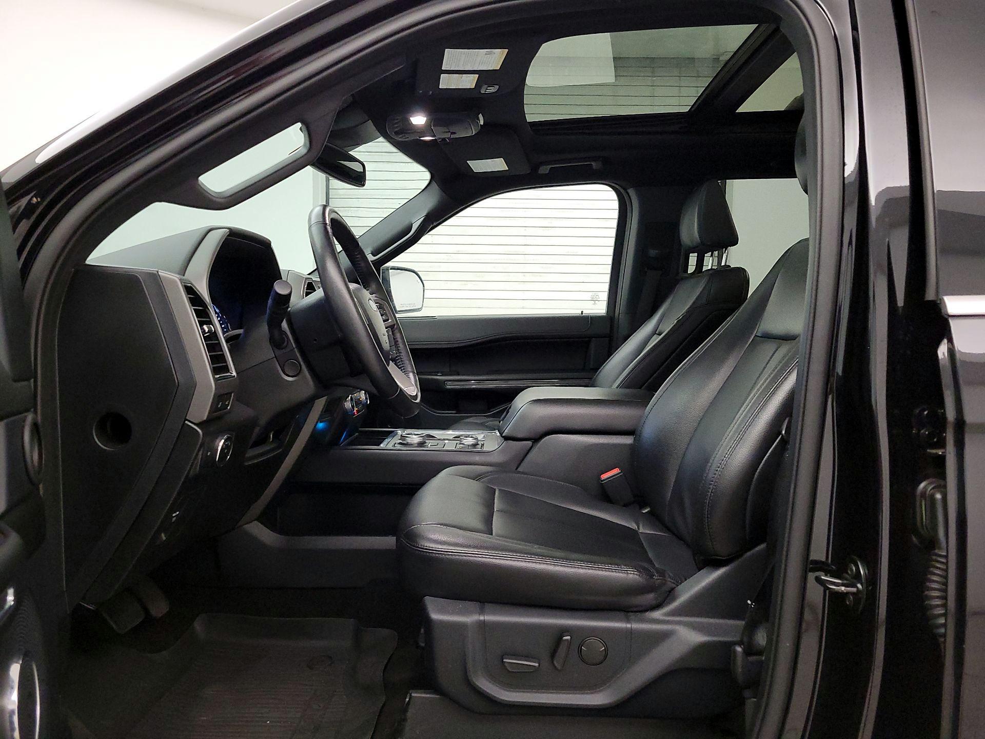 Thumbnail: 2021 Ford Expedition - 11