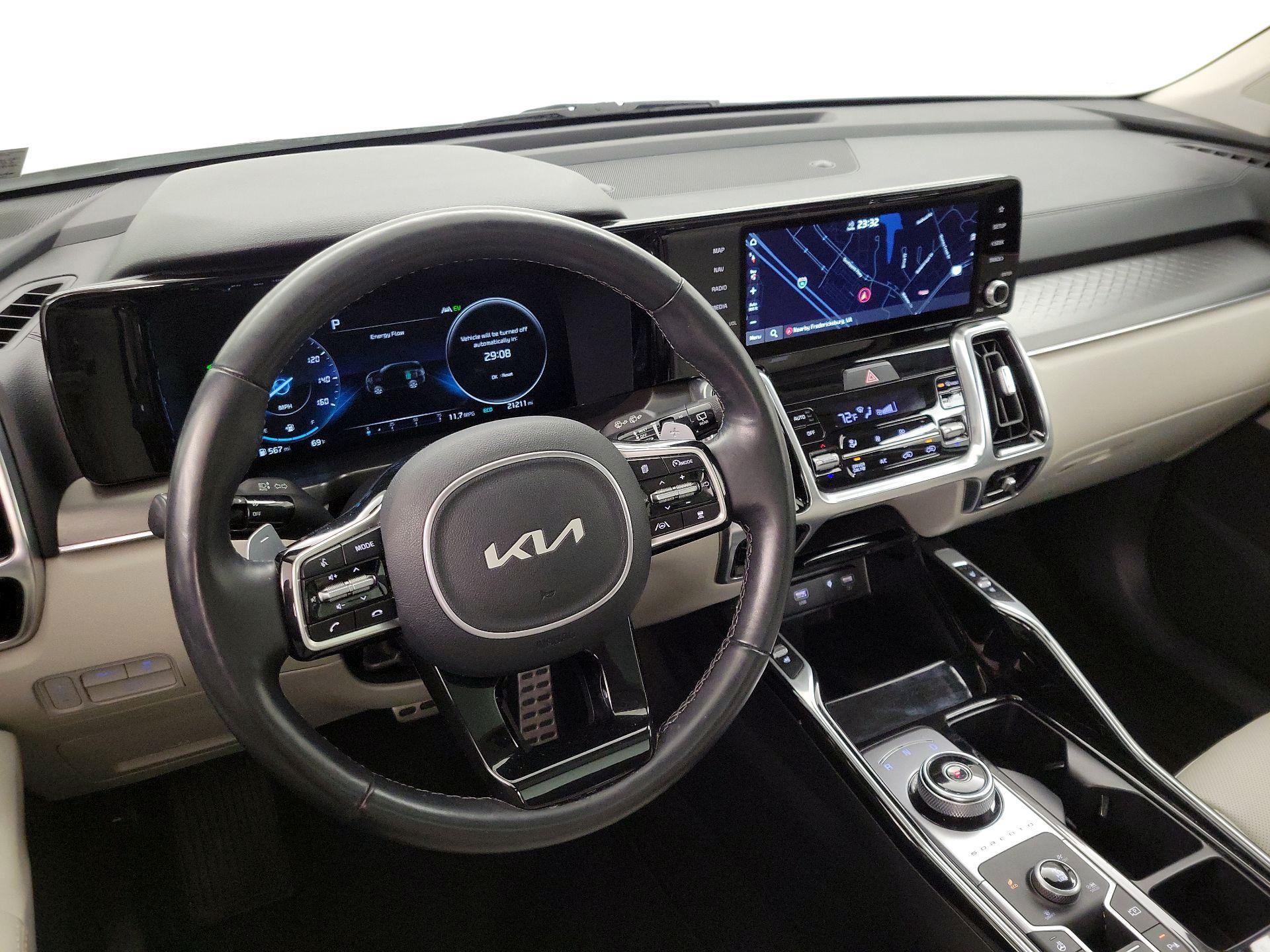 Thumbnail: 2023 Kia Sorento - 9