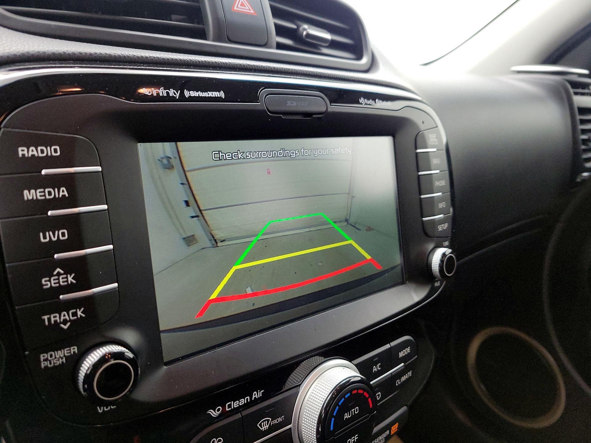 Thumbnail: 2015 Kia Soul - 15