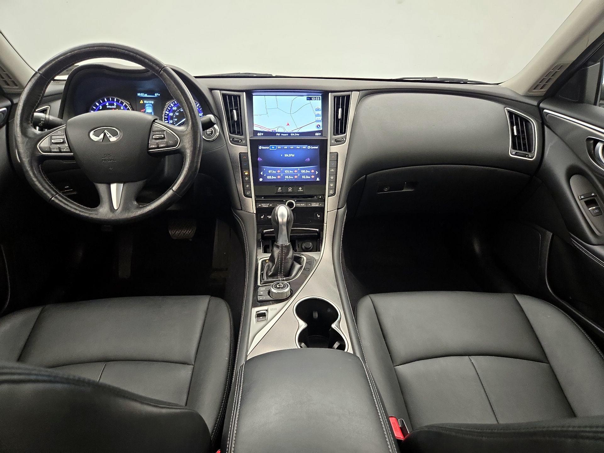 Thumbnail: 2015 INFINITI Q50 - 9