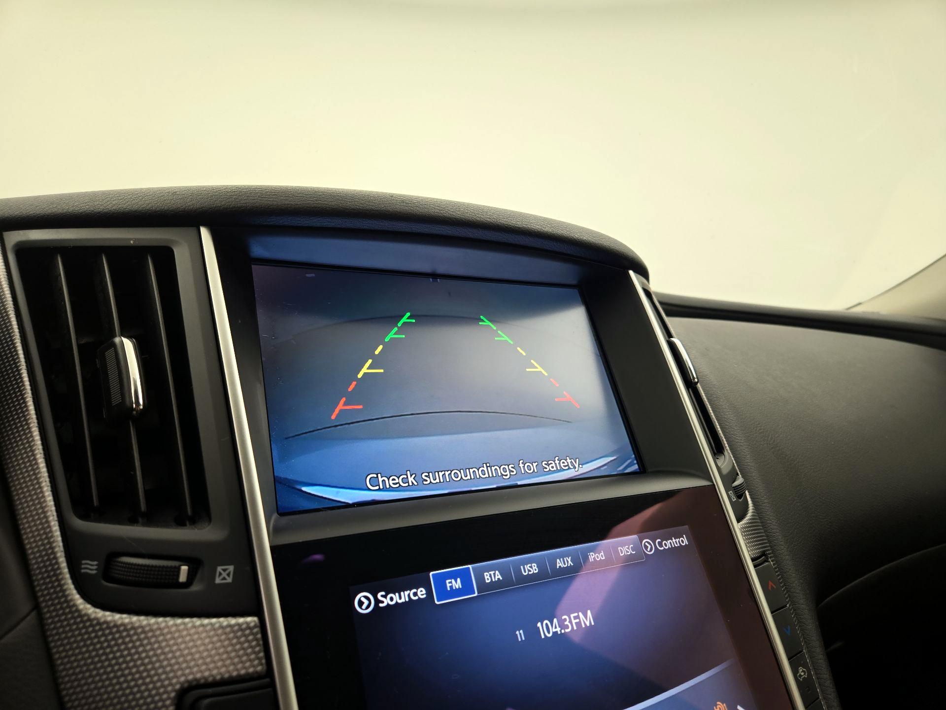 Thumbnail: 2015 INFINITI Q50 - 15