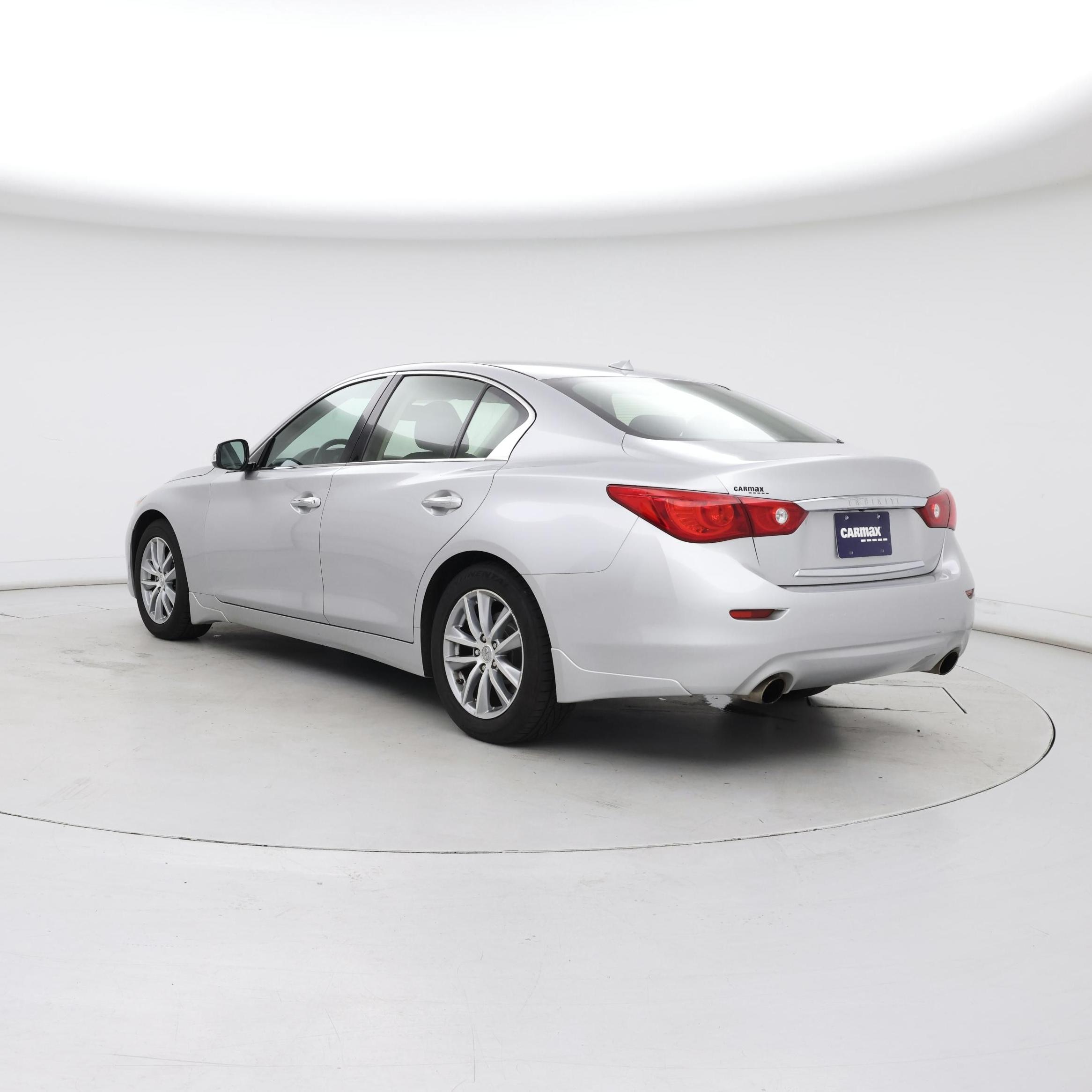 Thumbnail: 2015 INFINITI Q50 - 2