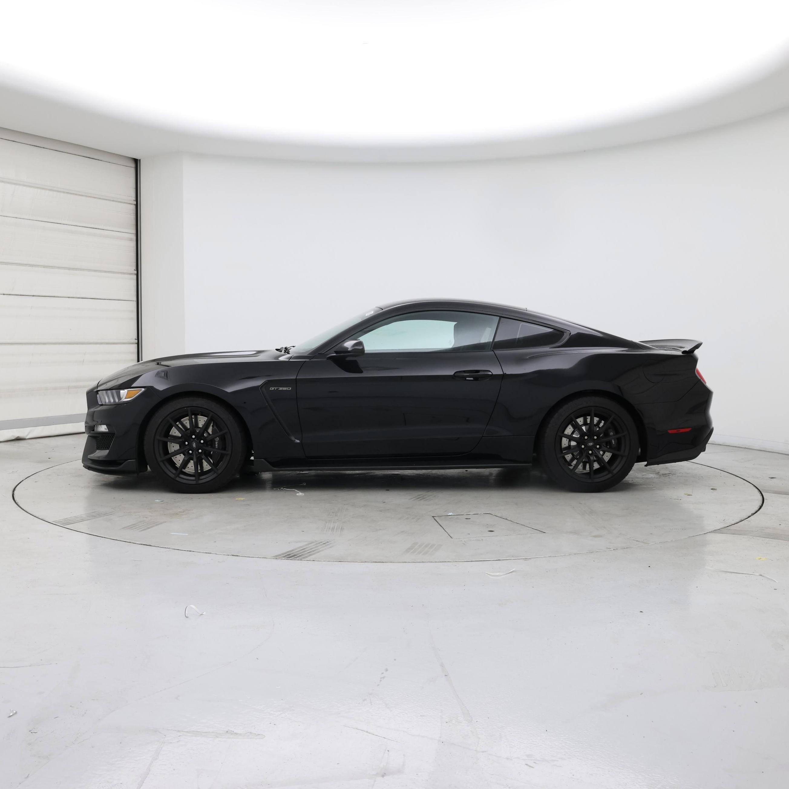 Thumbnail: 2018 Ford Mustang - 3