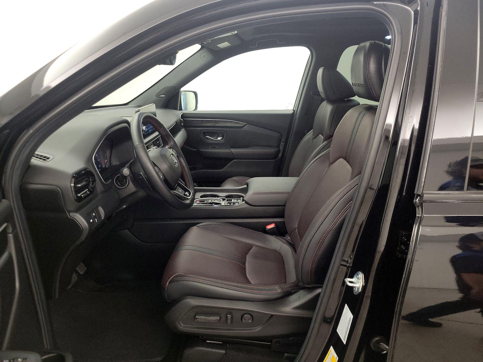 Thumbnail: 2025 Honda Pilot - 11