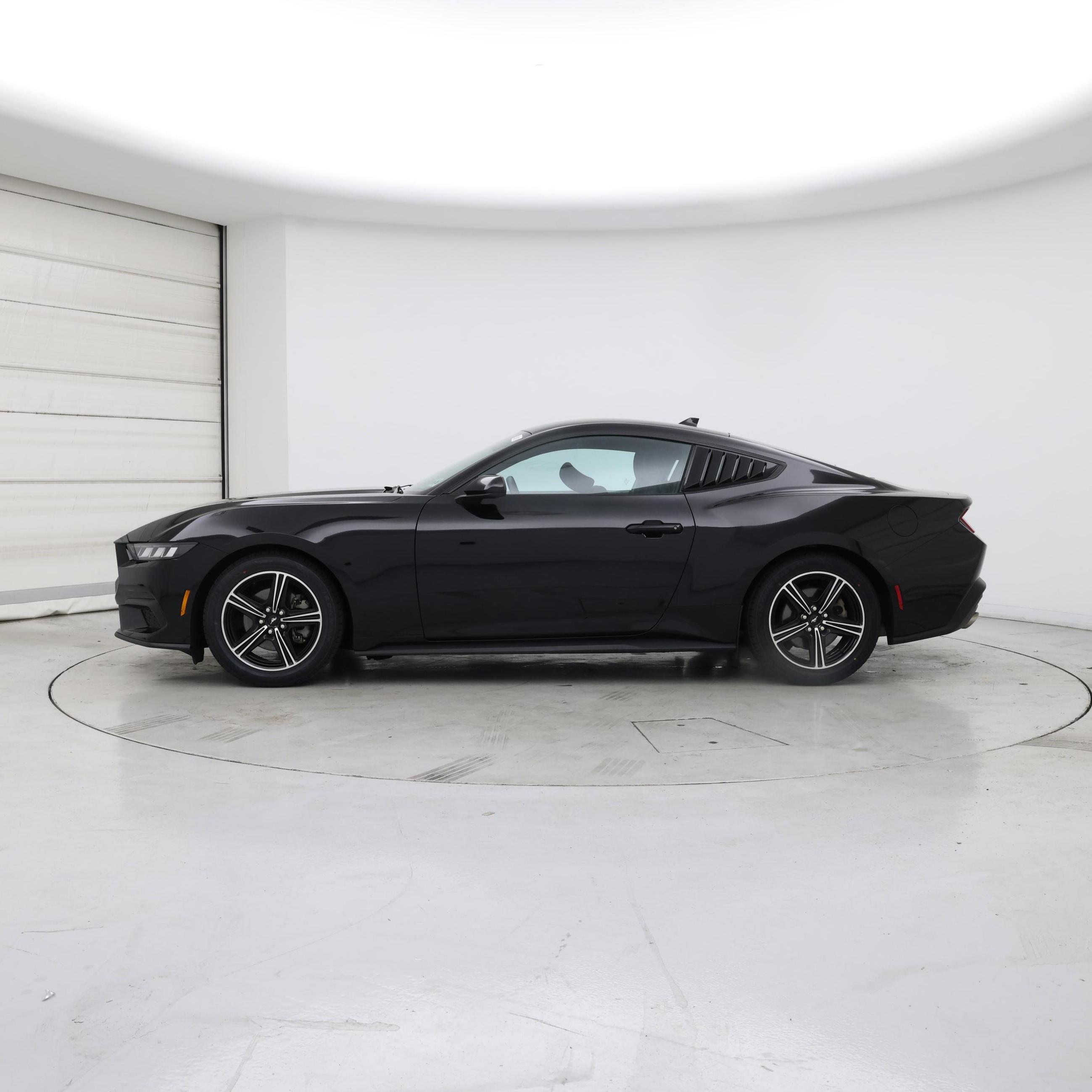 Thumbnail: 2024 Ford Mustang - 3