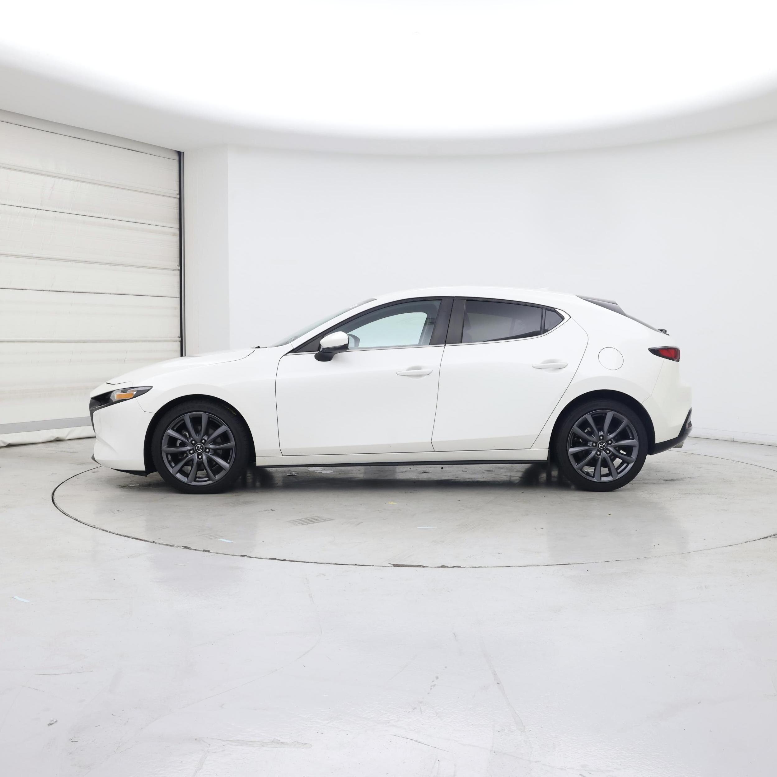 Thumbnail: 2019 Mazda Mazda3 - 3