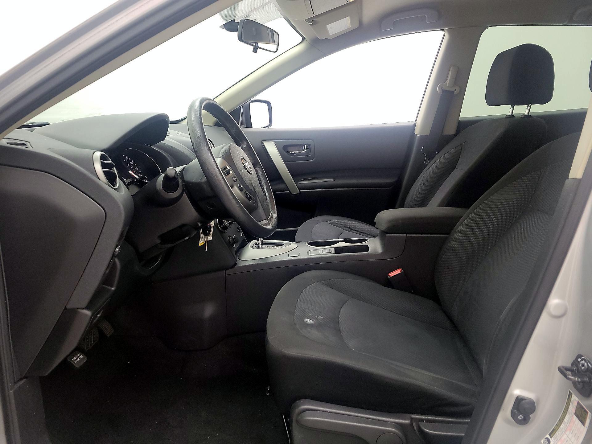 Thumbnail: 2015 Nissan Rogue - 11