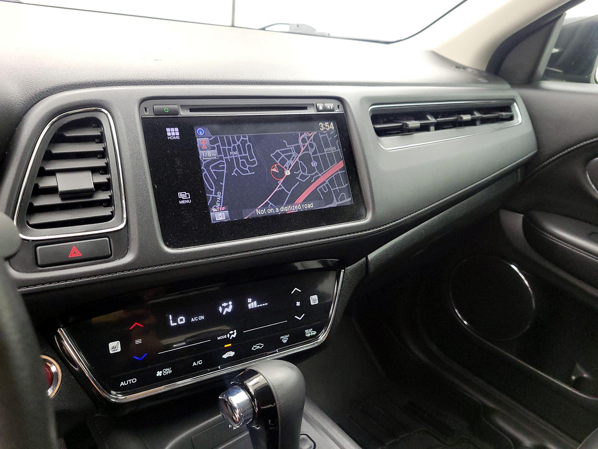 Thumbnail: 2016 Honda HR-V - 16