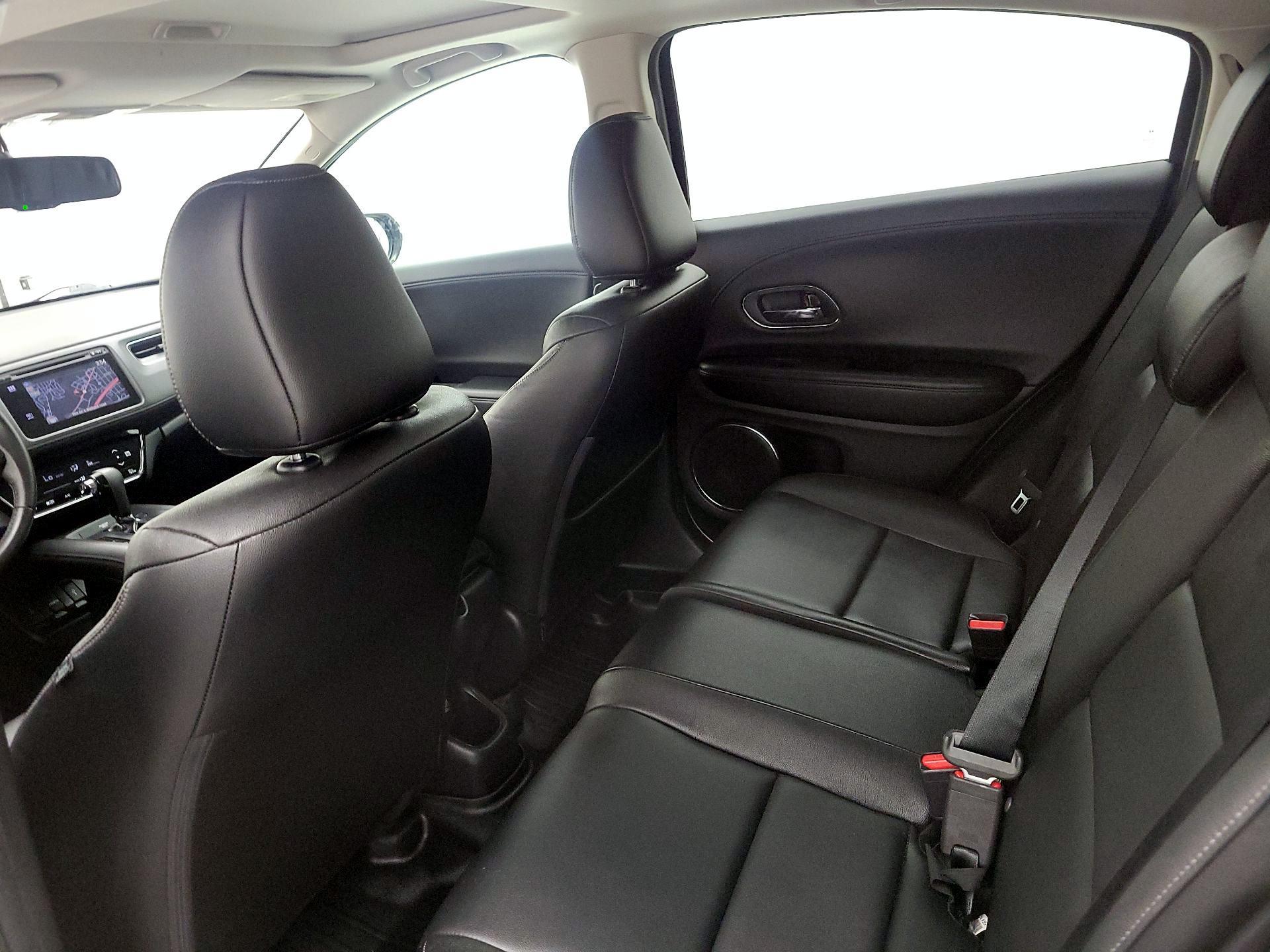 Thumbnail: 2016 Honda HR-V - 20