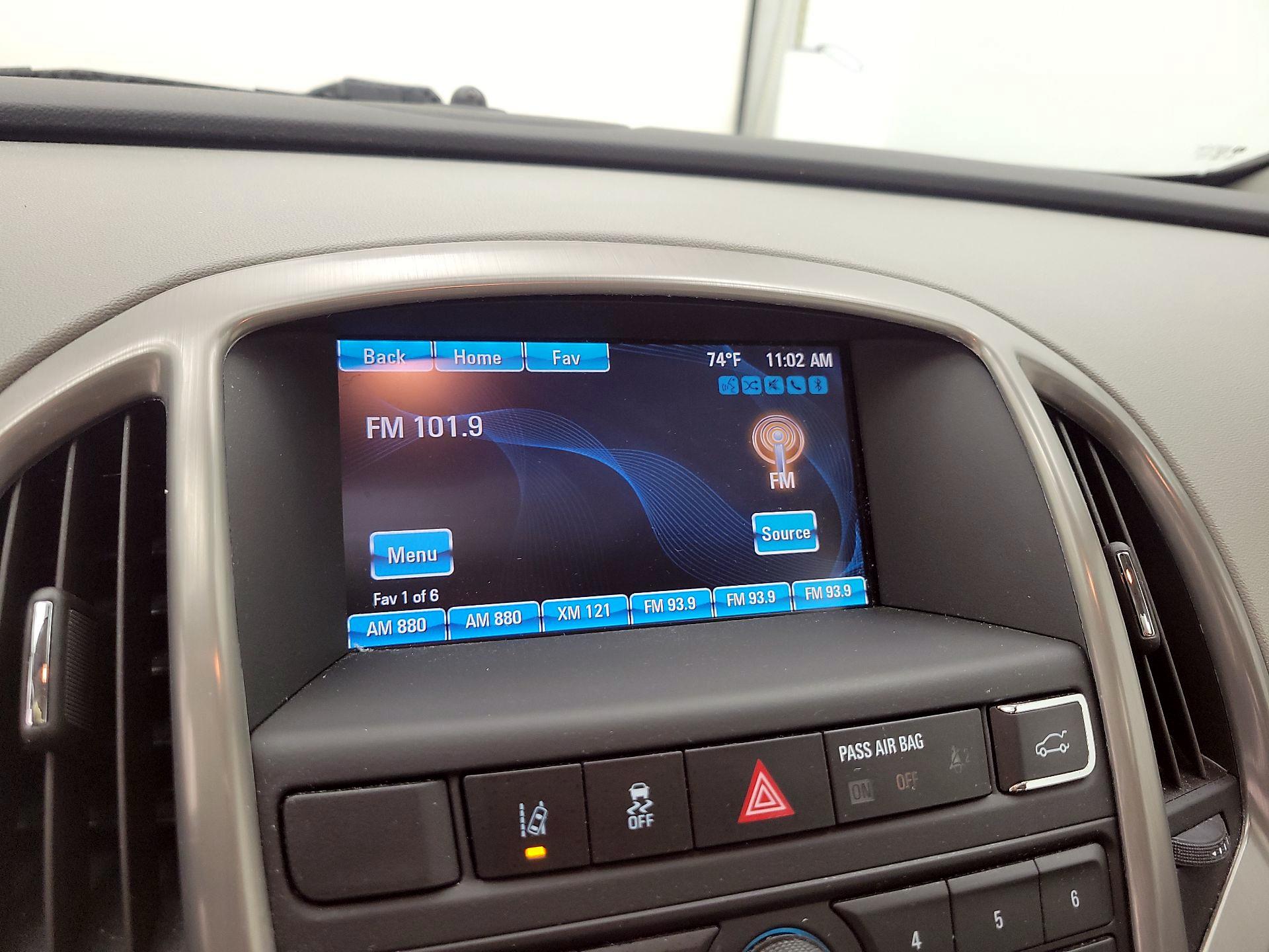 Thumbnail: 2015 Buick Verano - 16