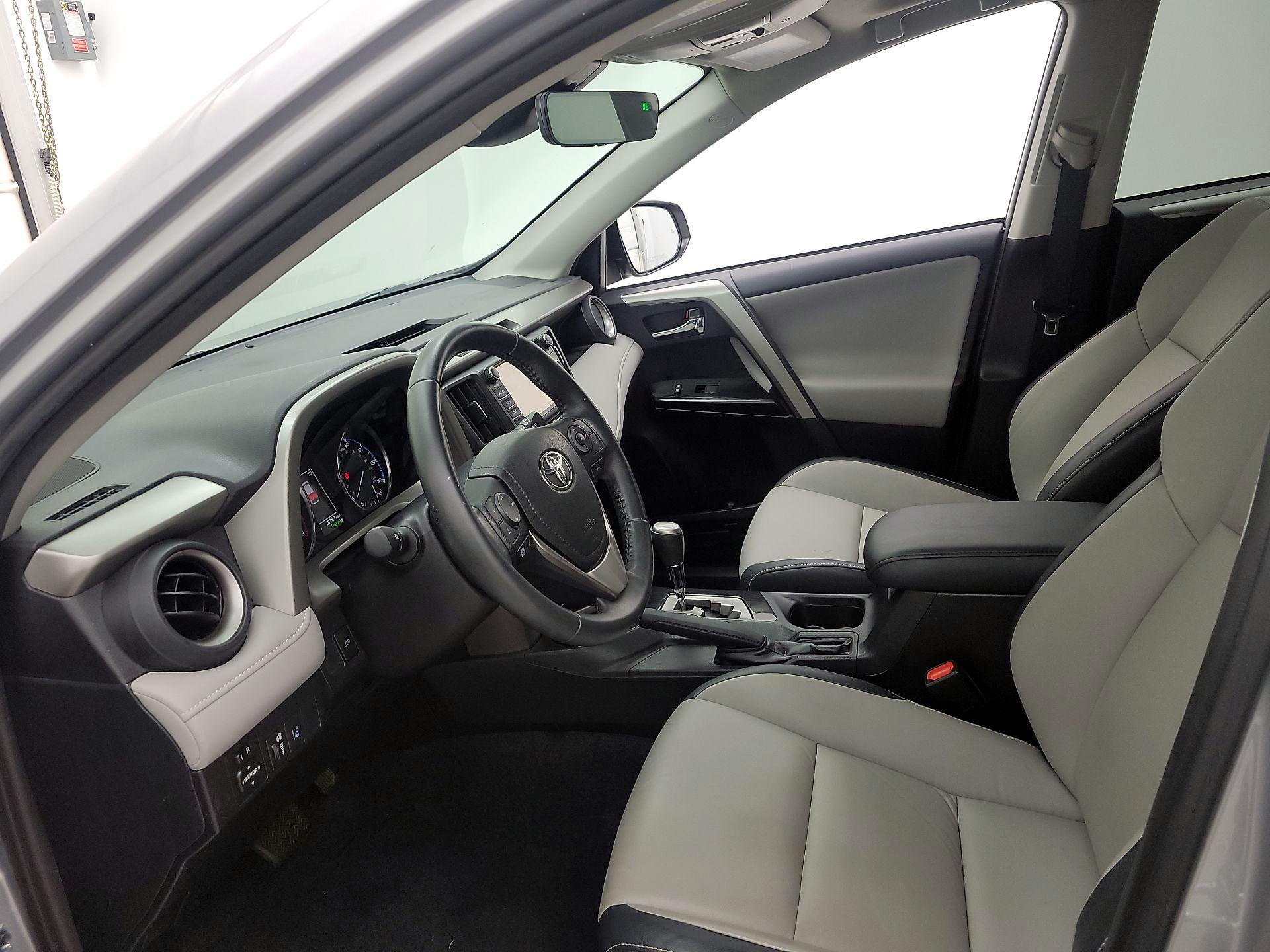 Thumbnail: 2017 Toyota RAV4 - 11