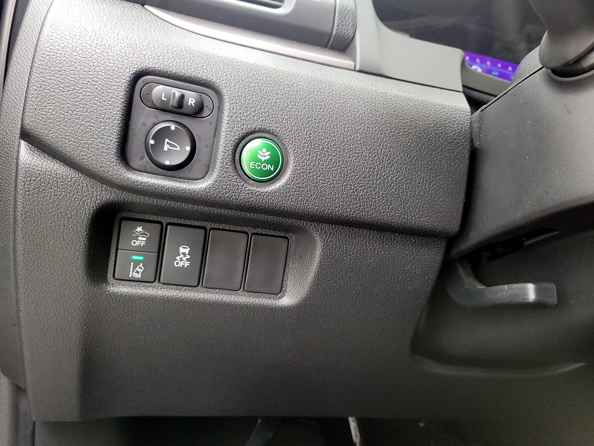 Thumbnail: 2019 Honda Passport - 13