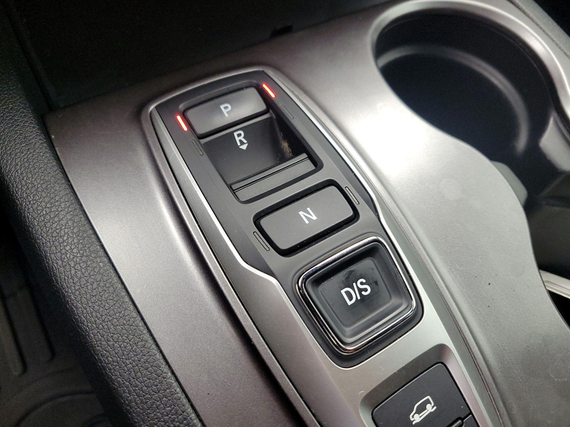 Thumbnail: 2019 Honda Passport - 17