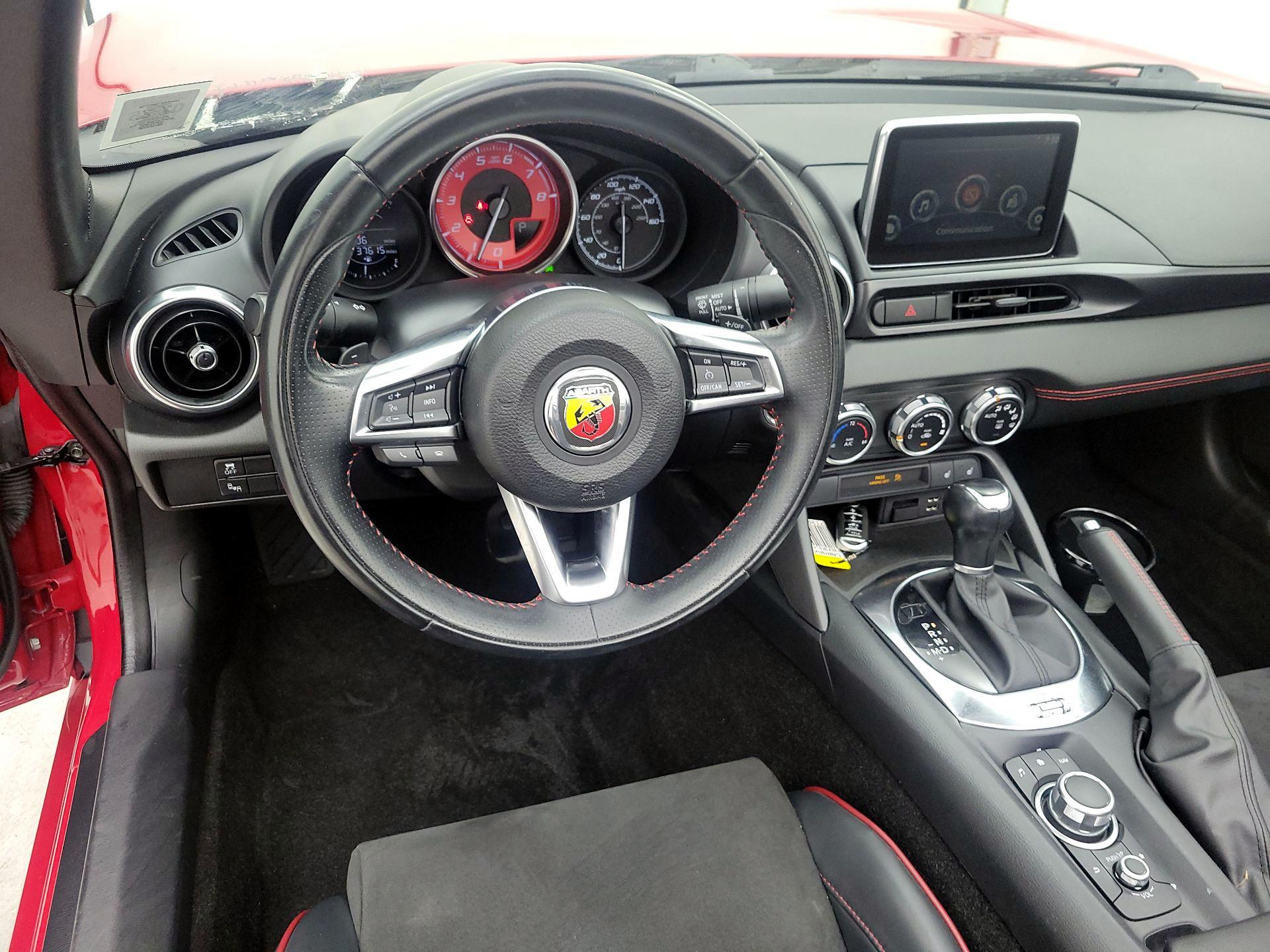 Thumbnail: 2019 Fiat 124 Spider - 9