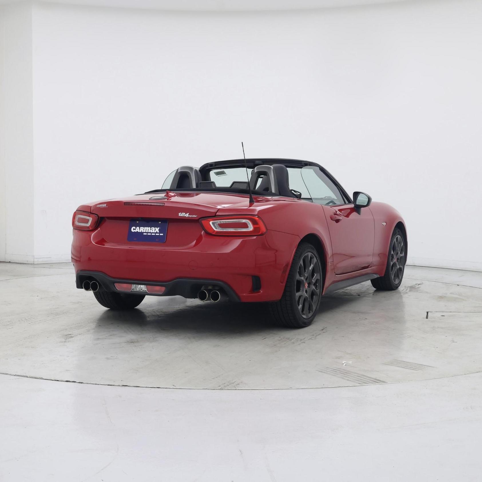 Thumbnail: 2019 Fiat 124 Spider - 8