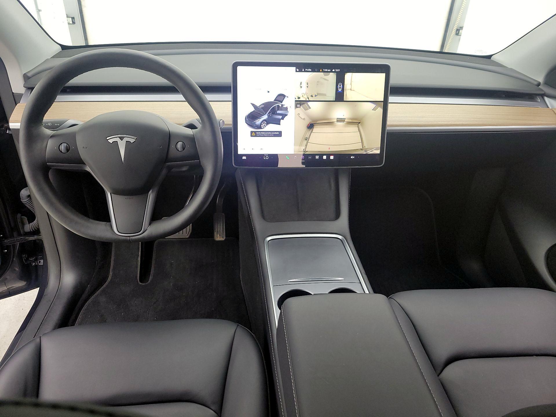 Thumbnail: 2024 Tesla Model Y - 9