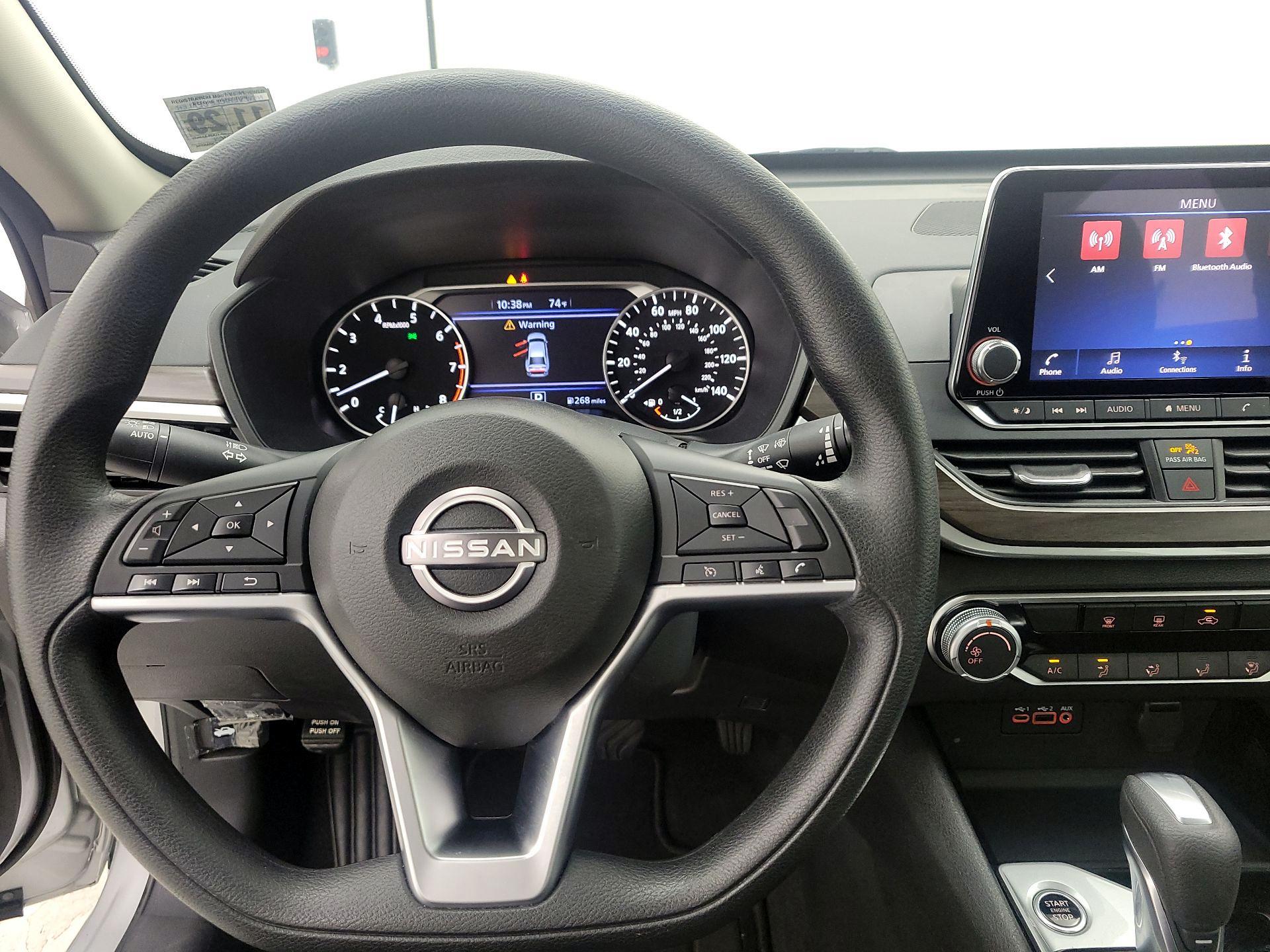 Thumbnail: 2024 Nissan Altima - 10